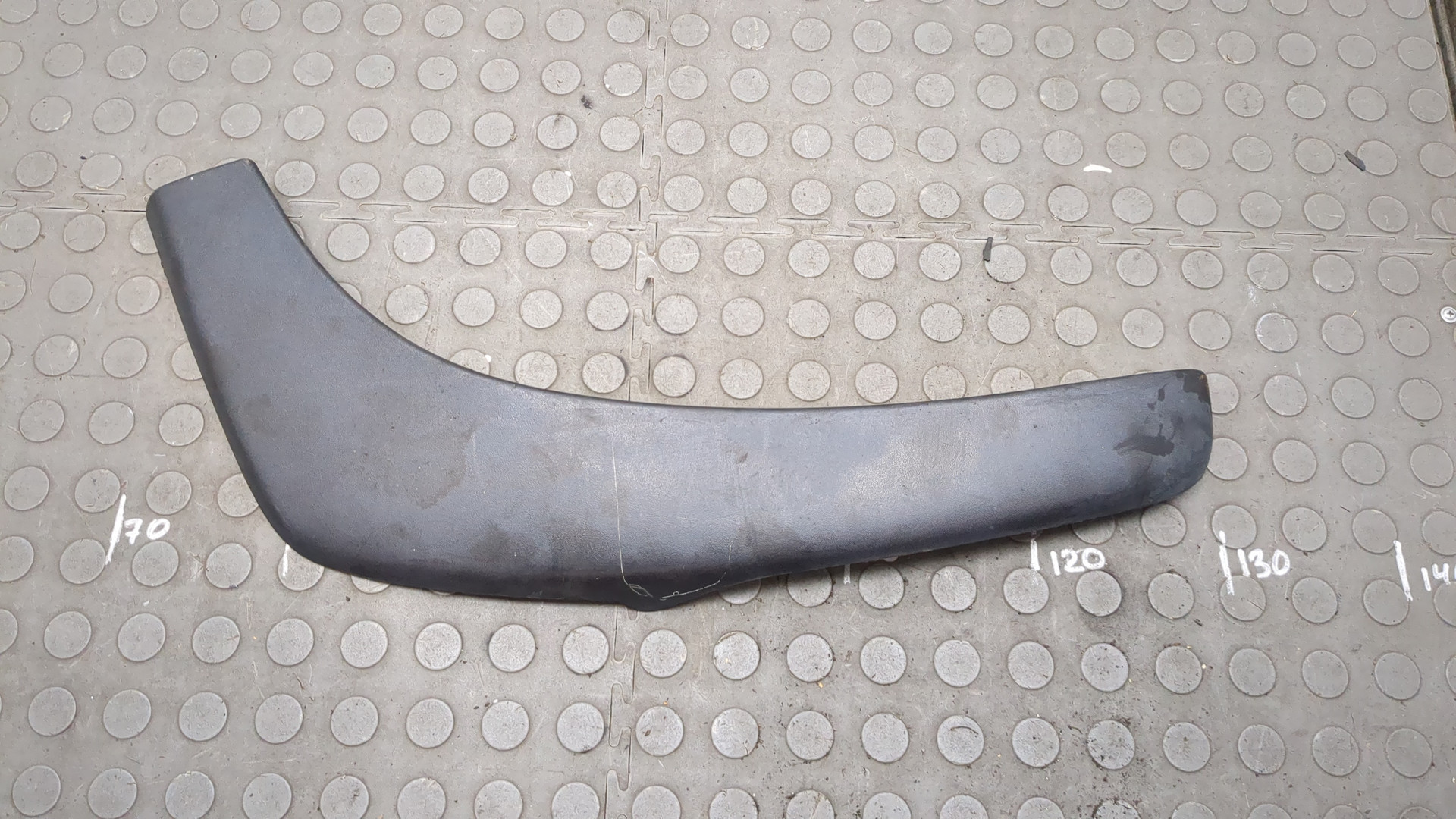 Молдинг двери