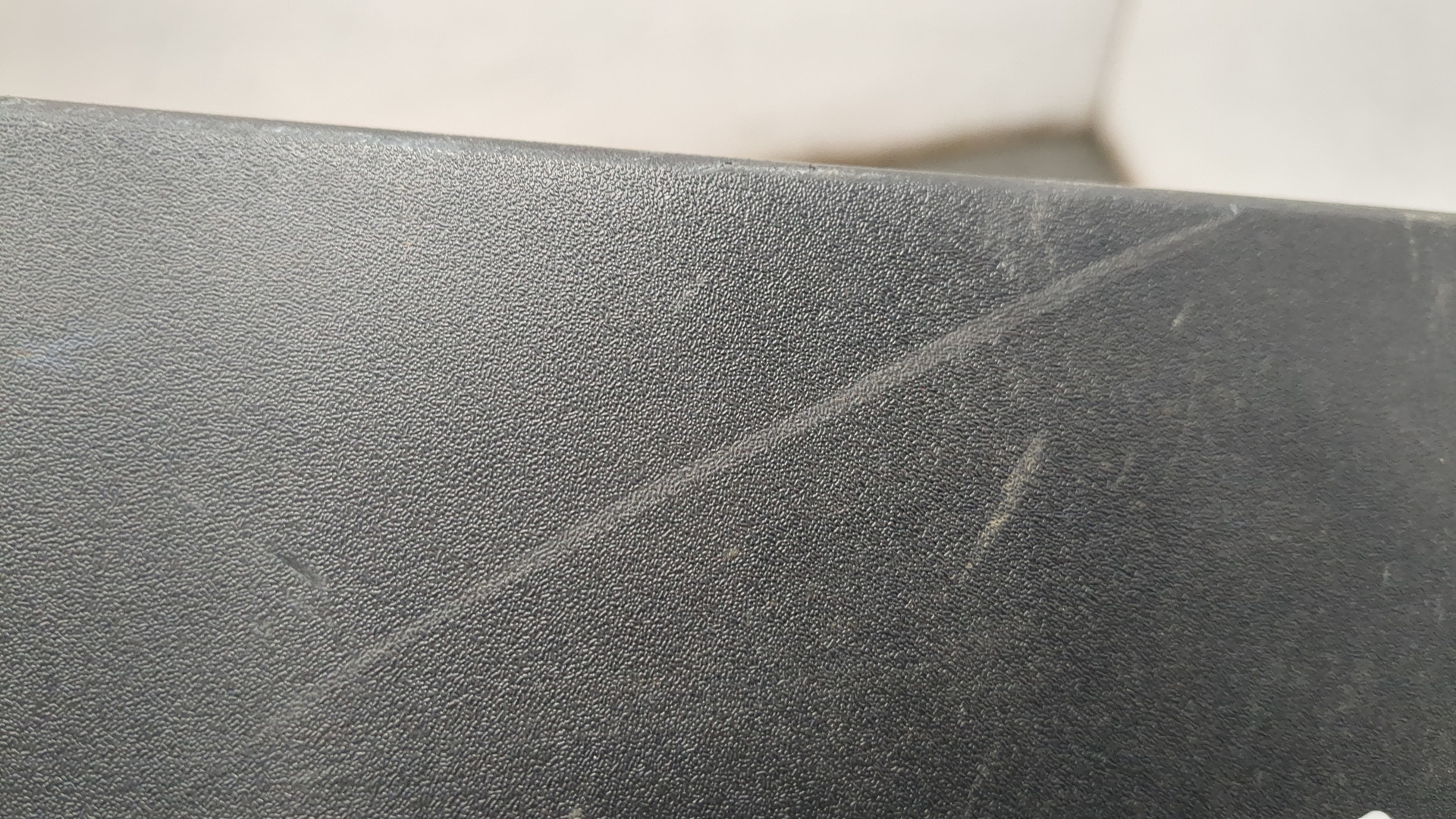 Накладка переднего крыла правого