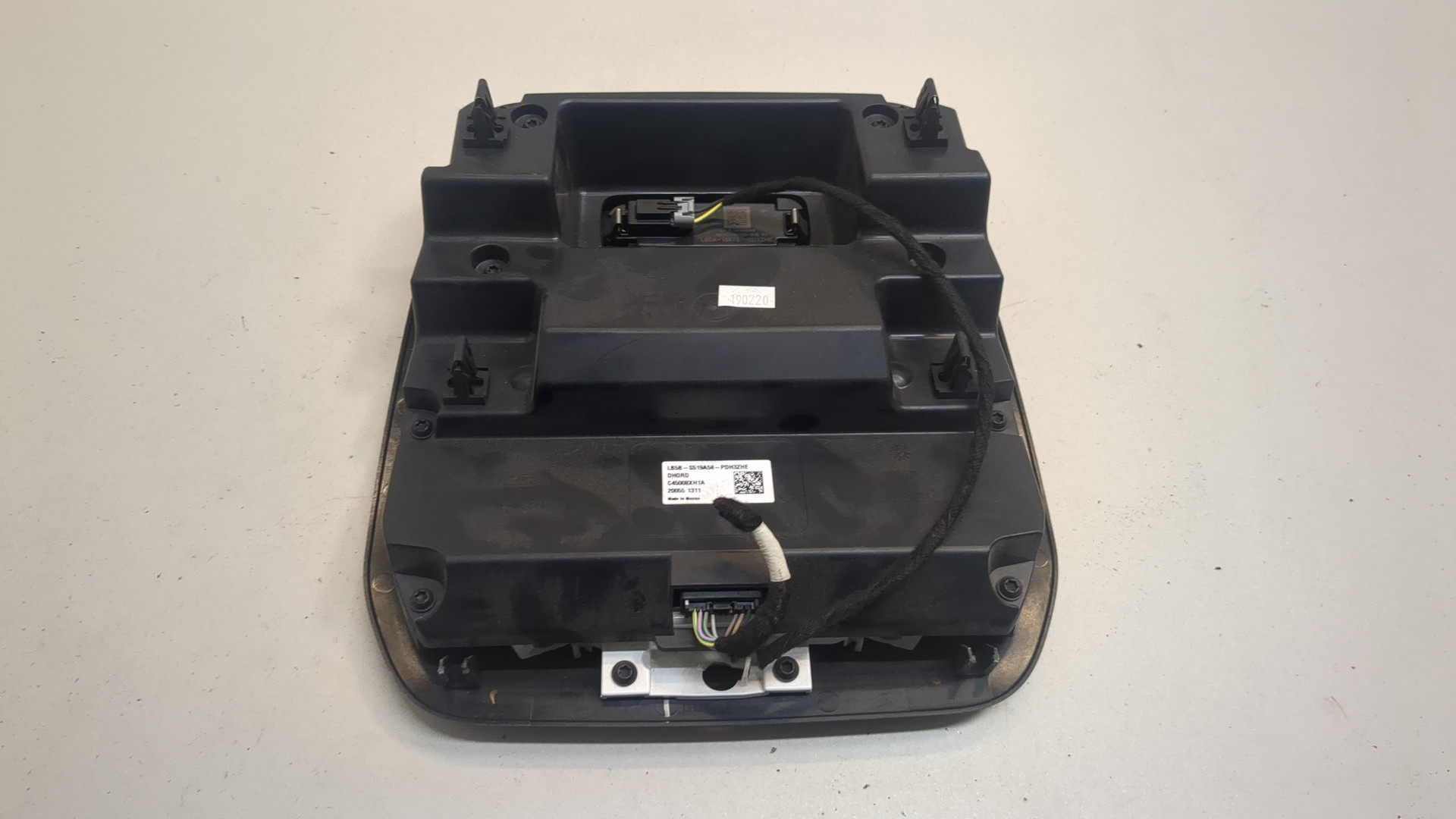 Плафон салонный