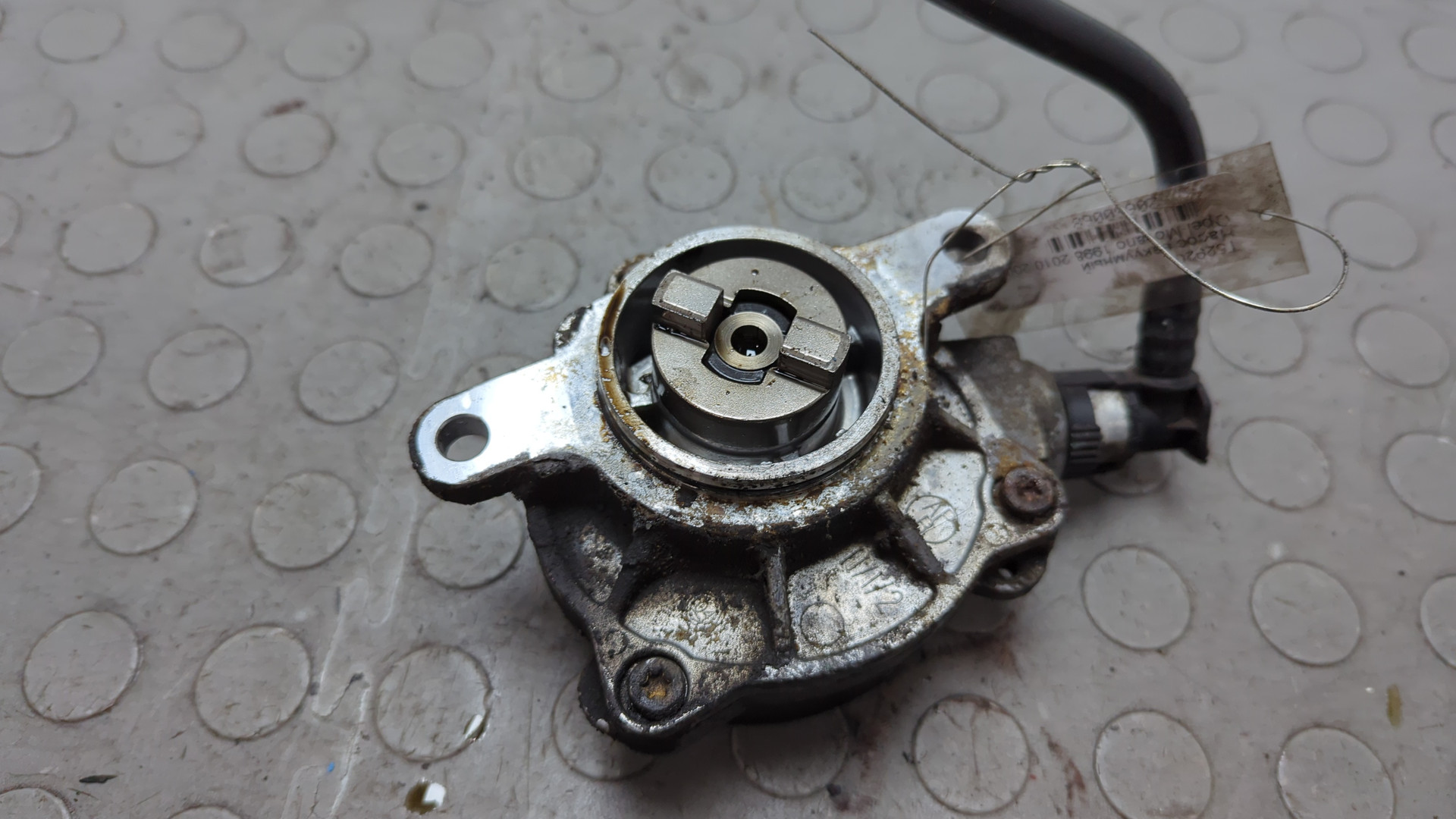 Насос вакуумный