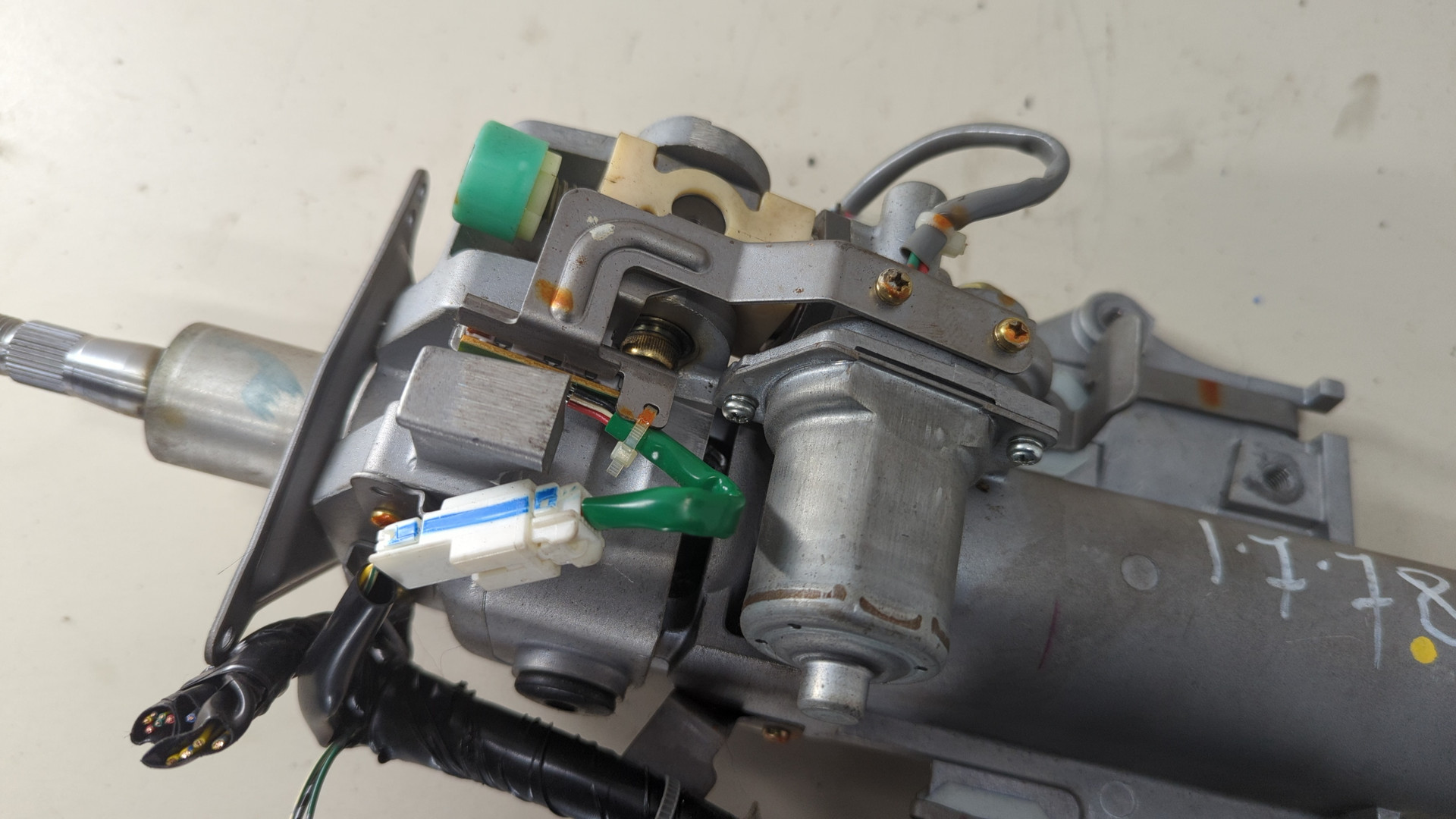 Колонка рулевая