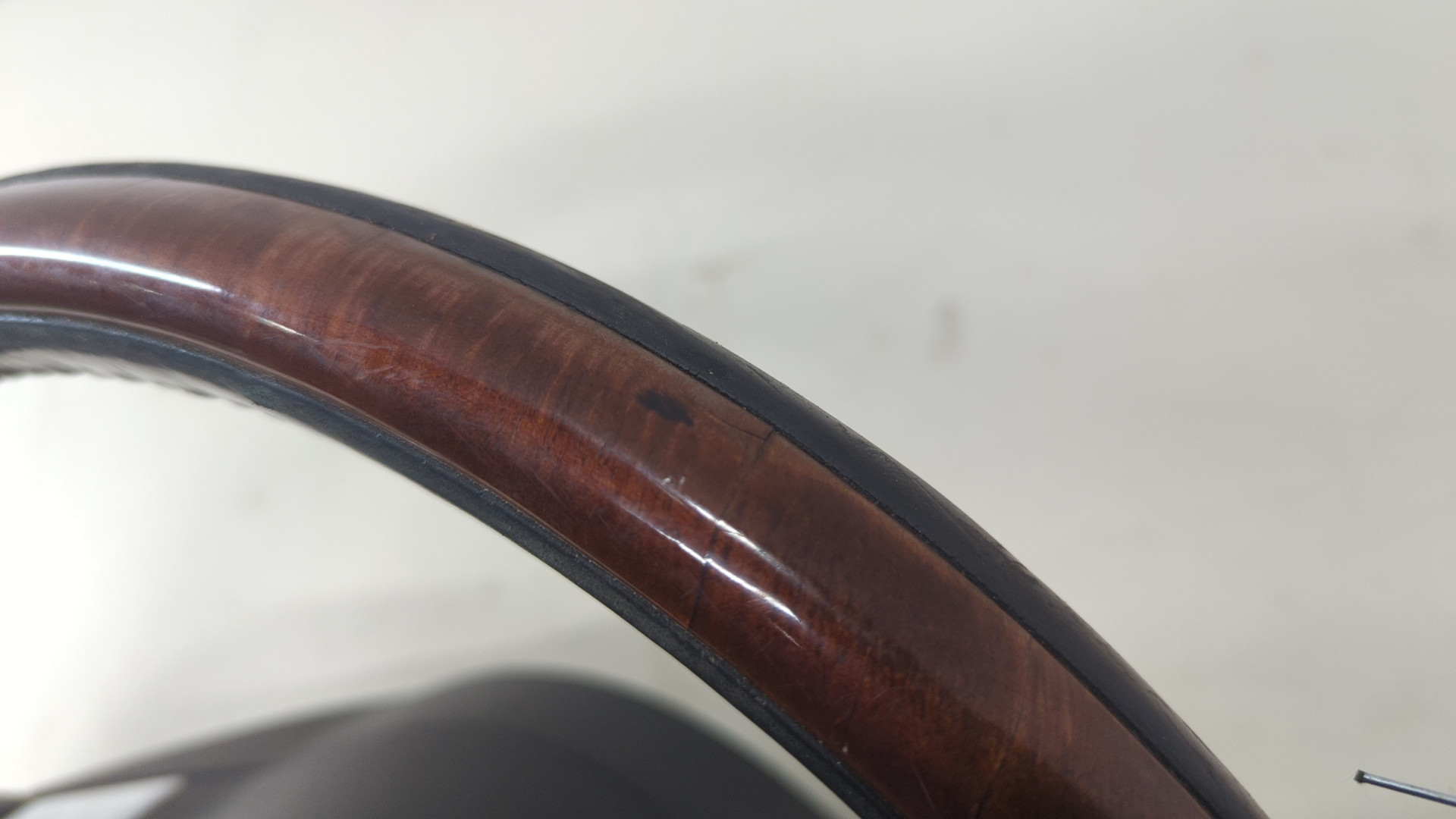 Рулевое колесо (руль)