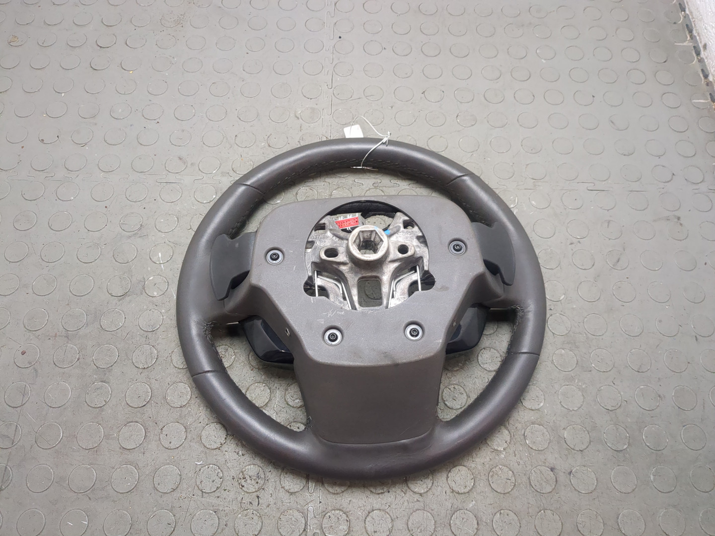 Рулевое колесо (руль)