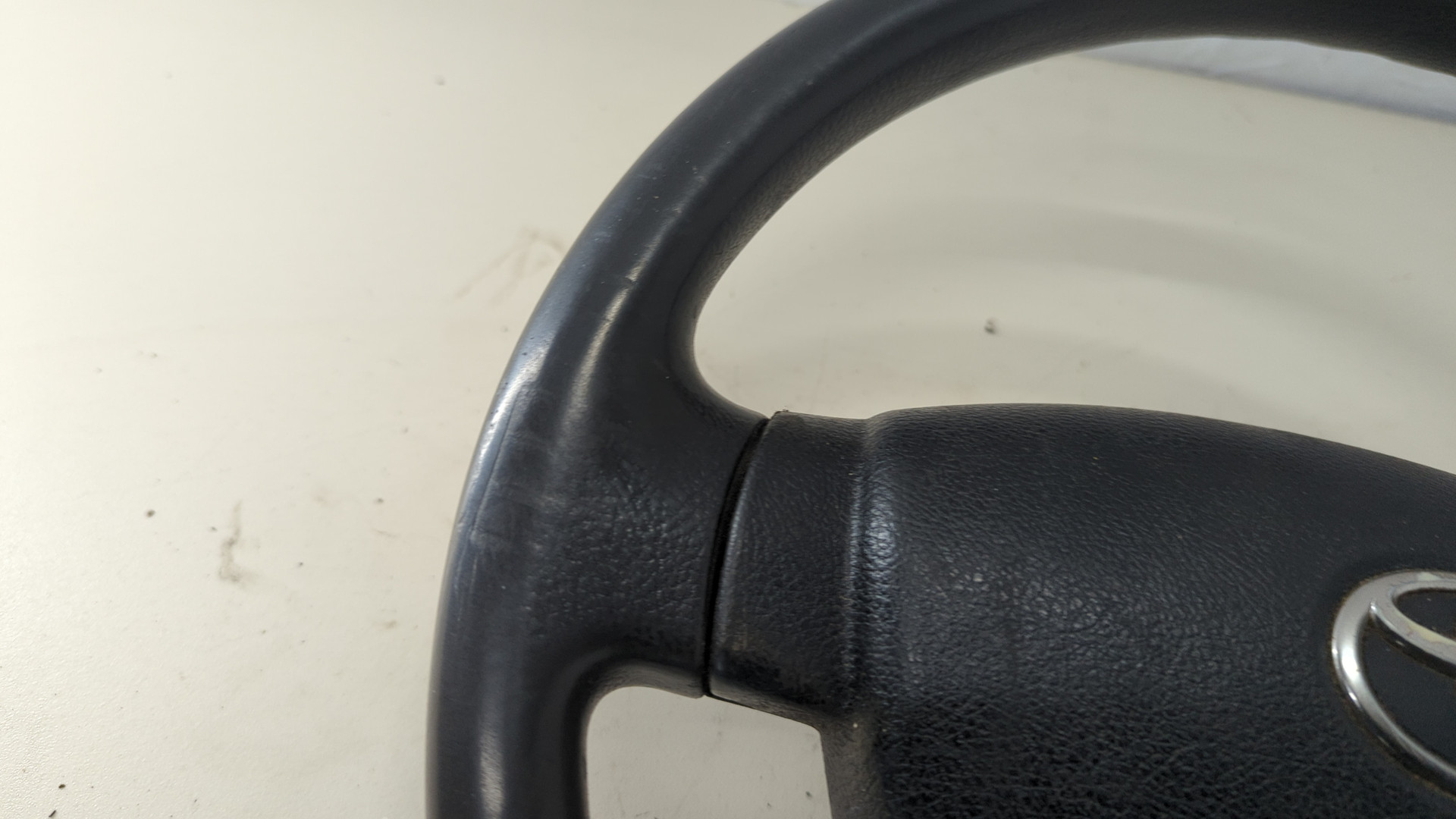 Рулевое колесо (руль)