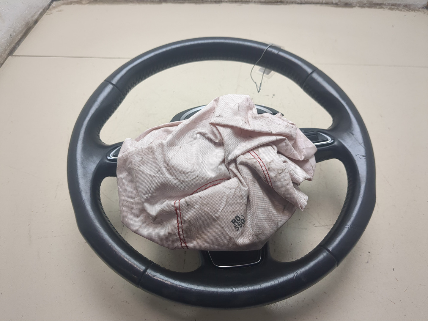 Рулевое колесо (руль)