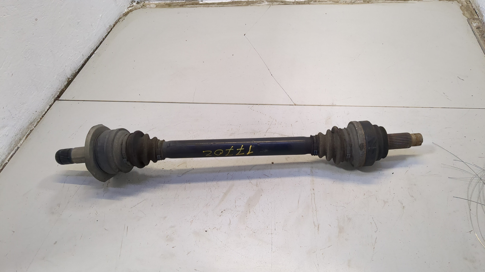 Полуось задняя