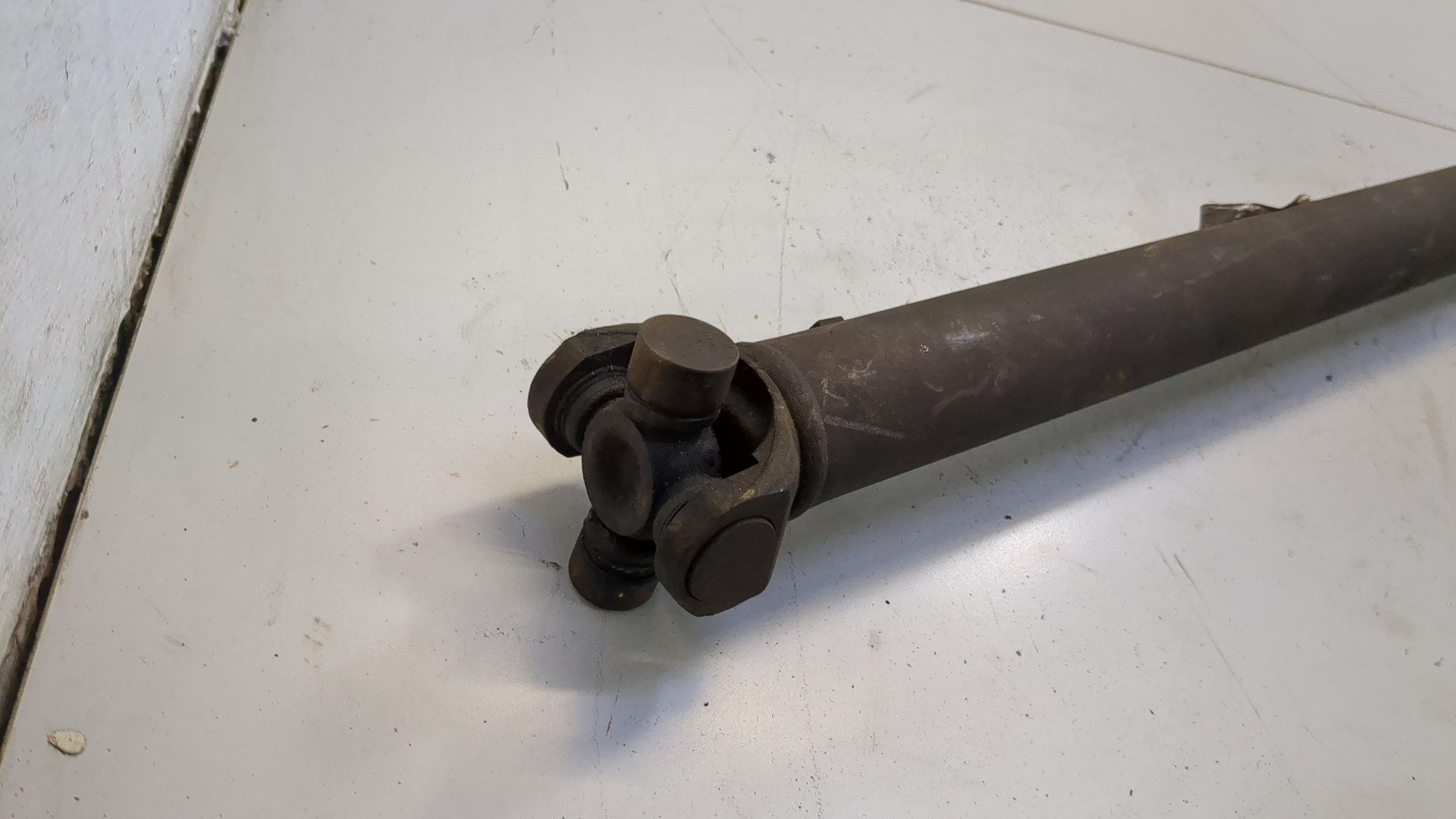 Вал карданный передний