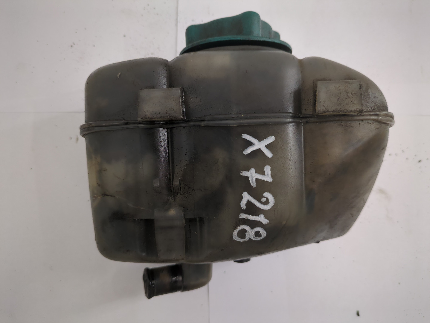 Бачок расширительный