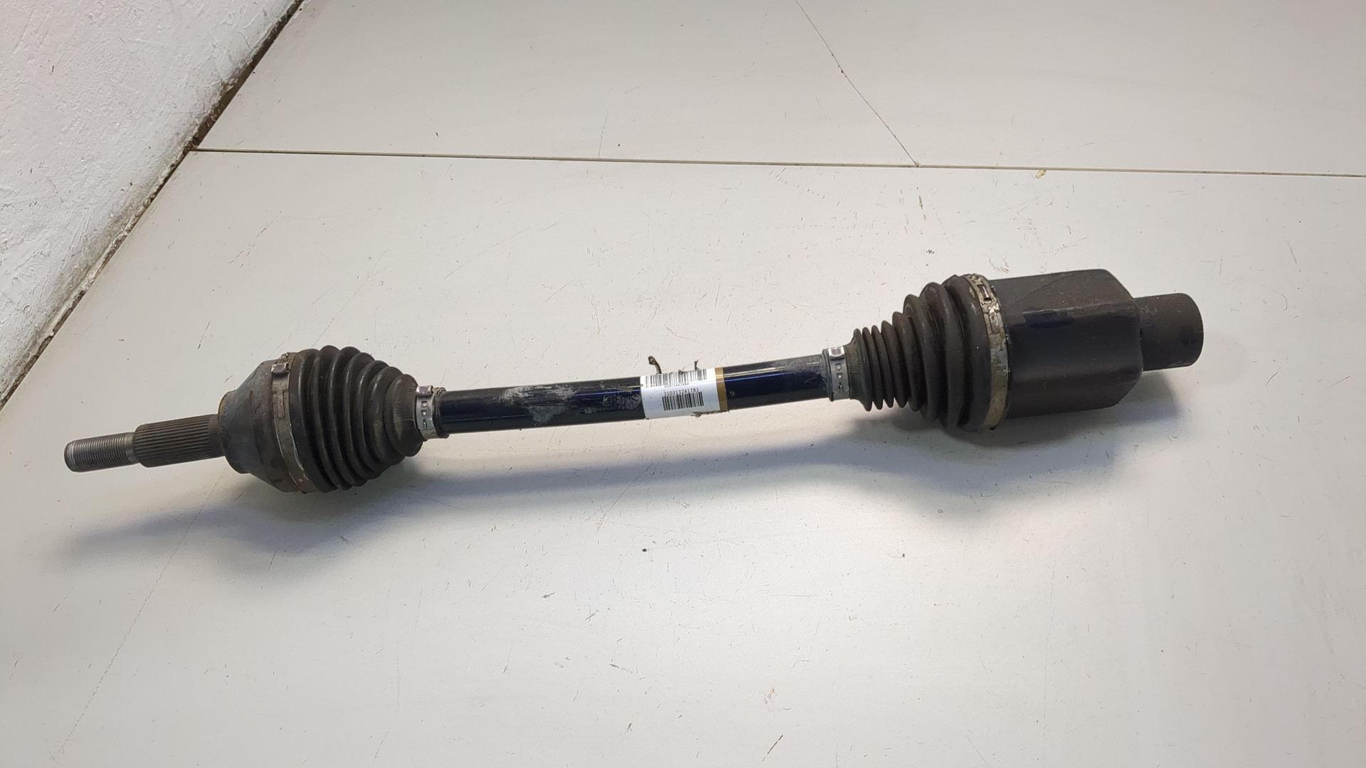 Полуось передняя правая