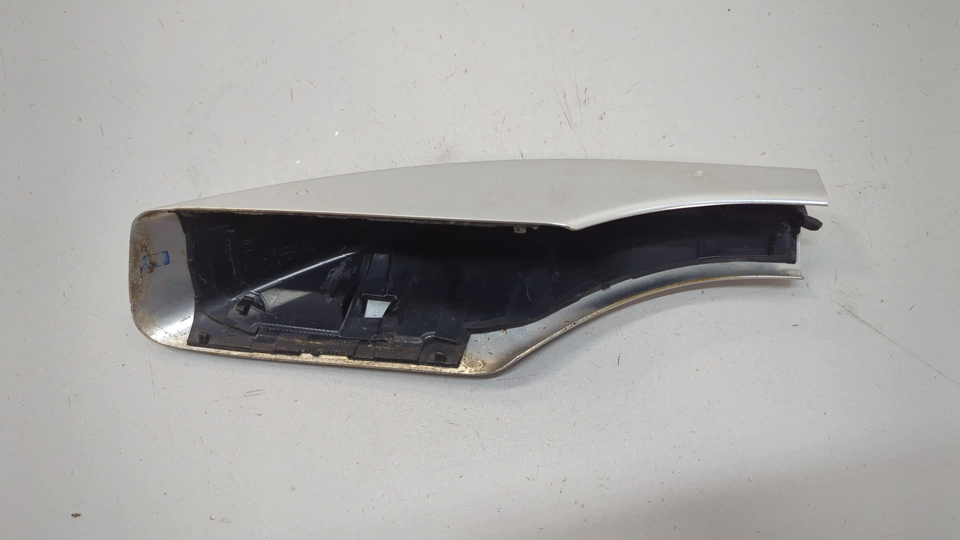 Накладка (кузов наружные)