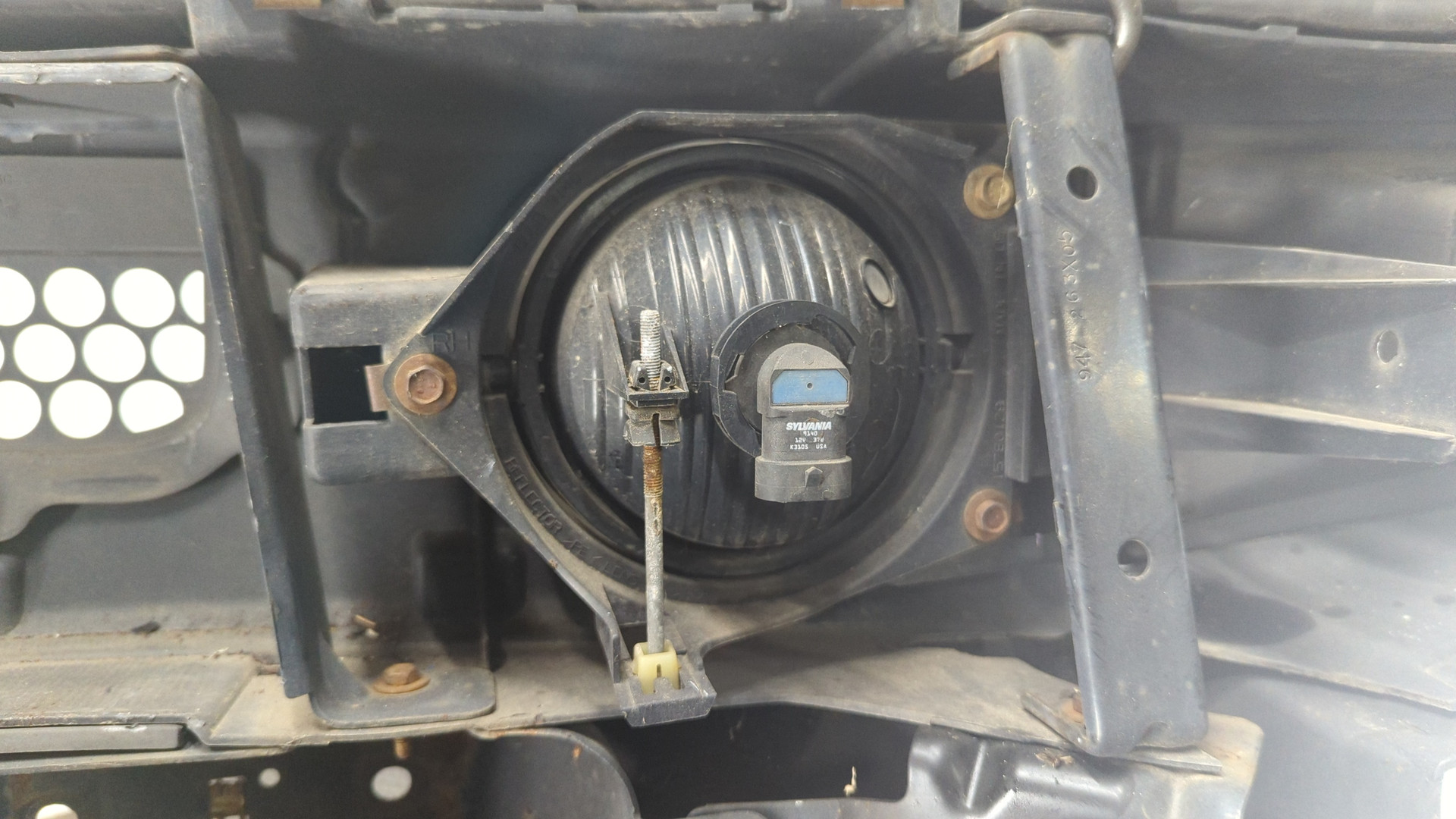 Бампер передний