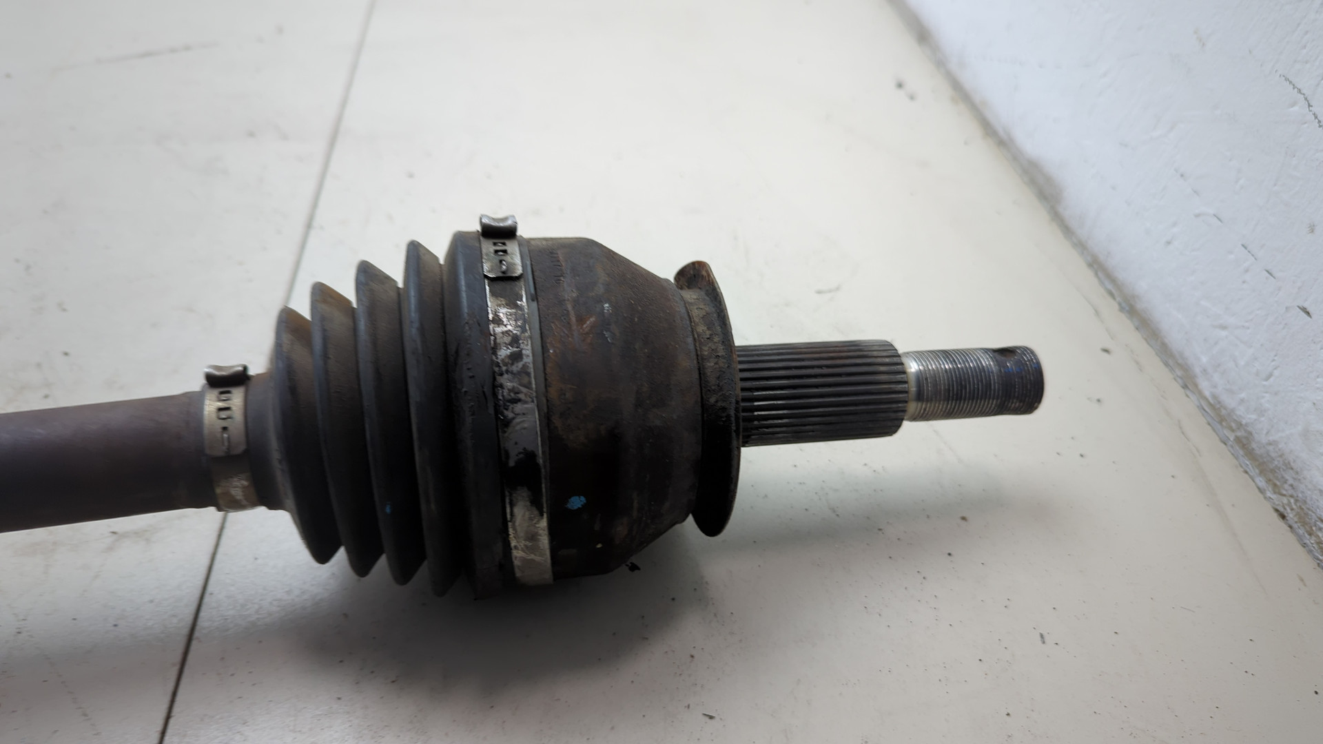 Полуось задняя