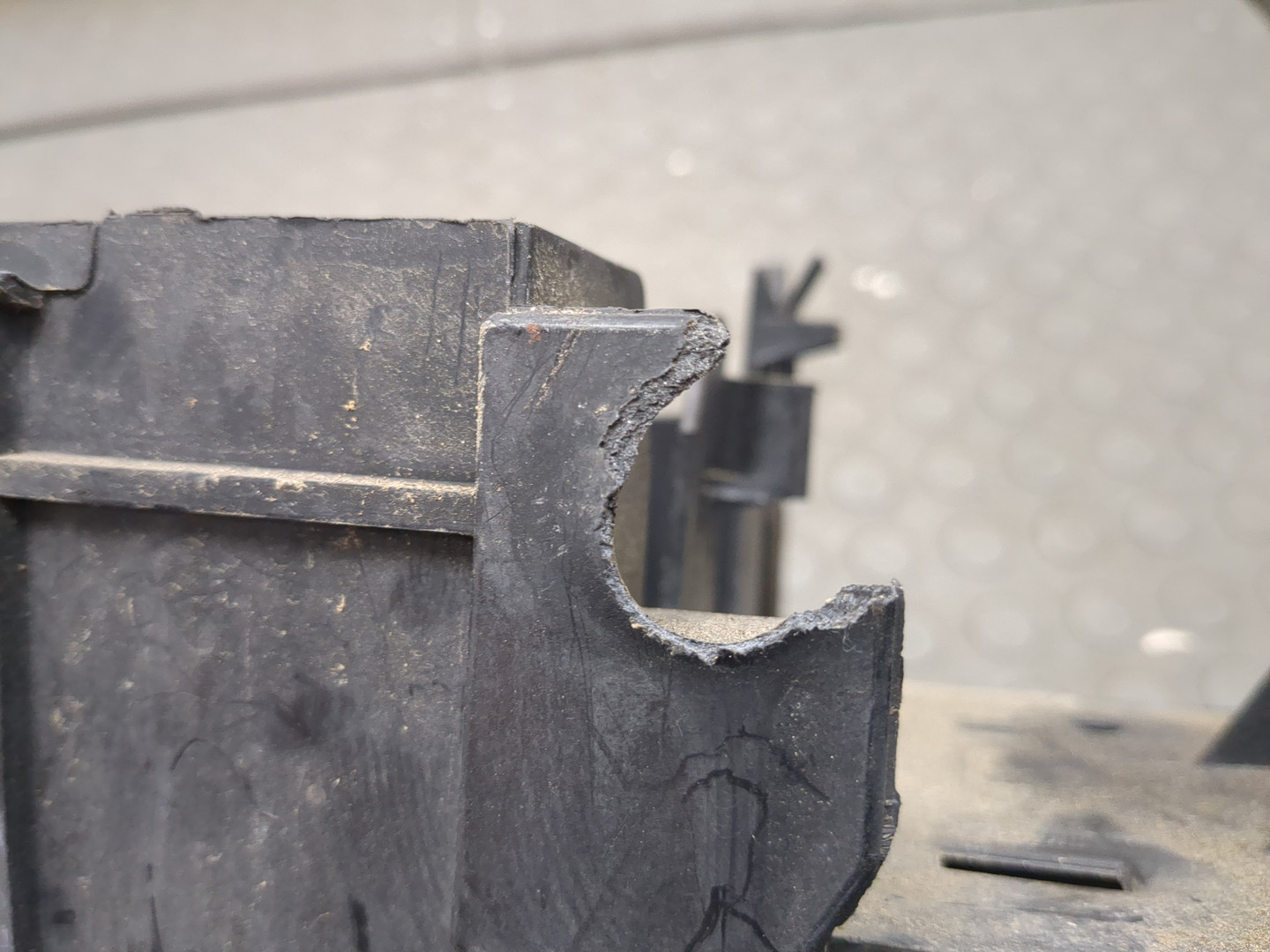 Кронштейн электронного блока управления / контроля