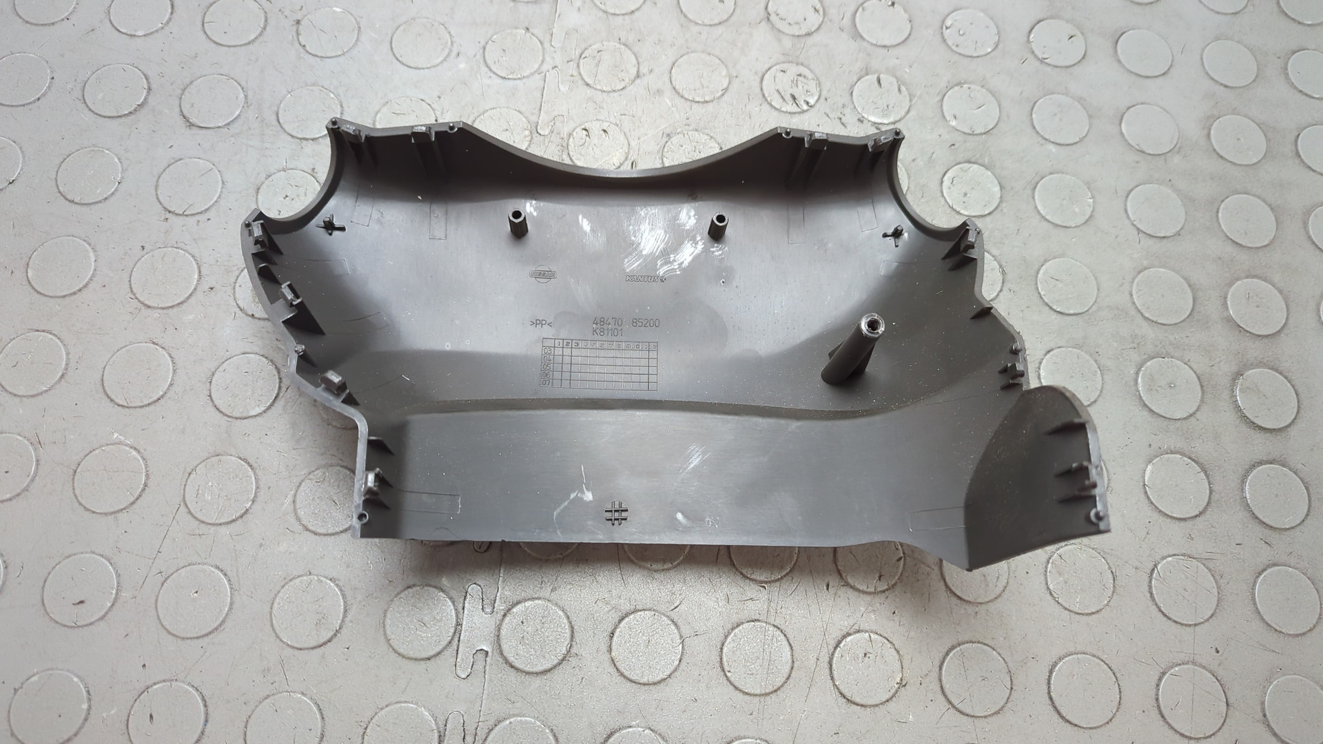 Кожух рулевой колонки