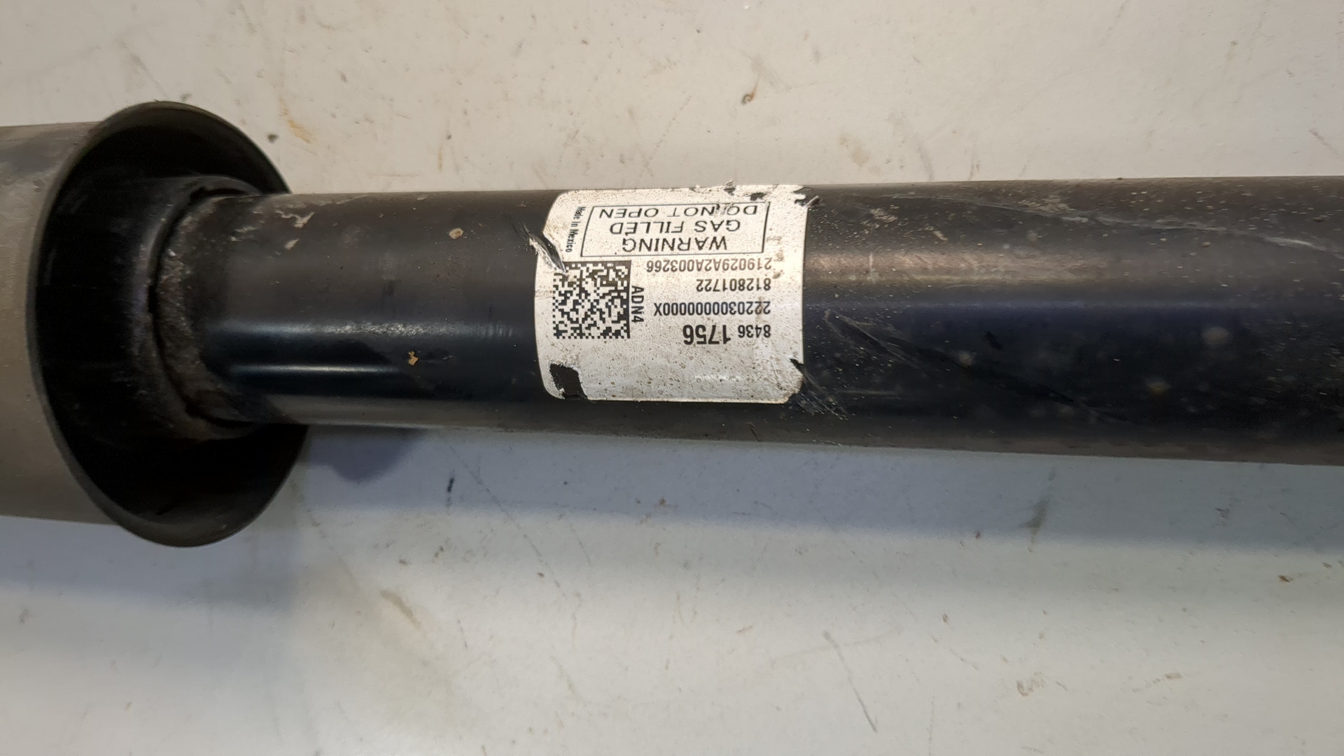 Амортизатор задний (стойка)