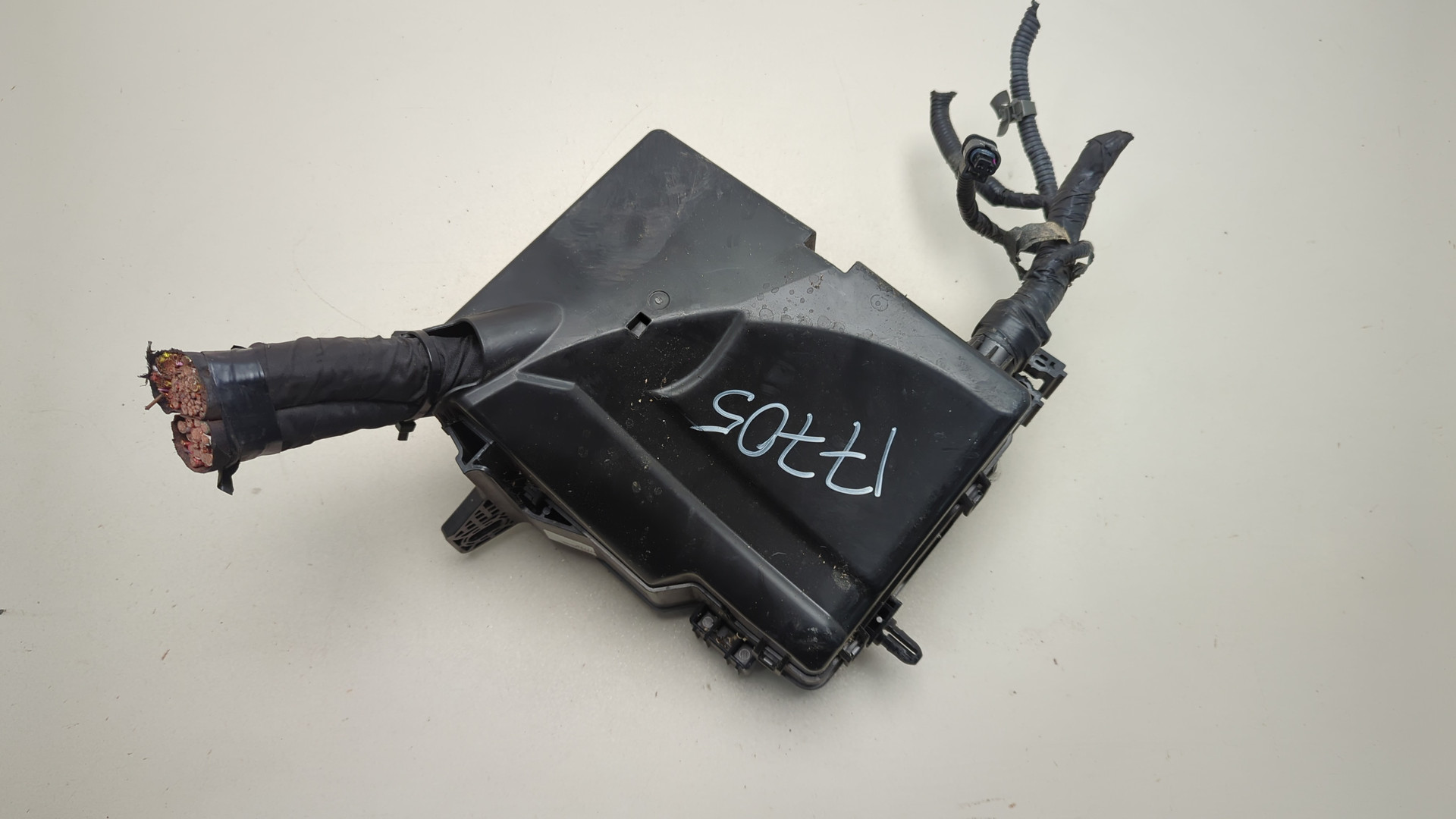 Блок предохранителей