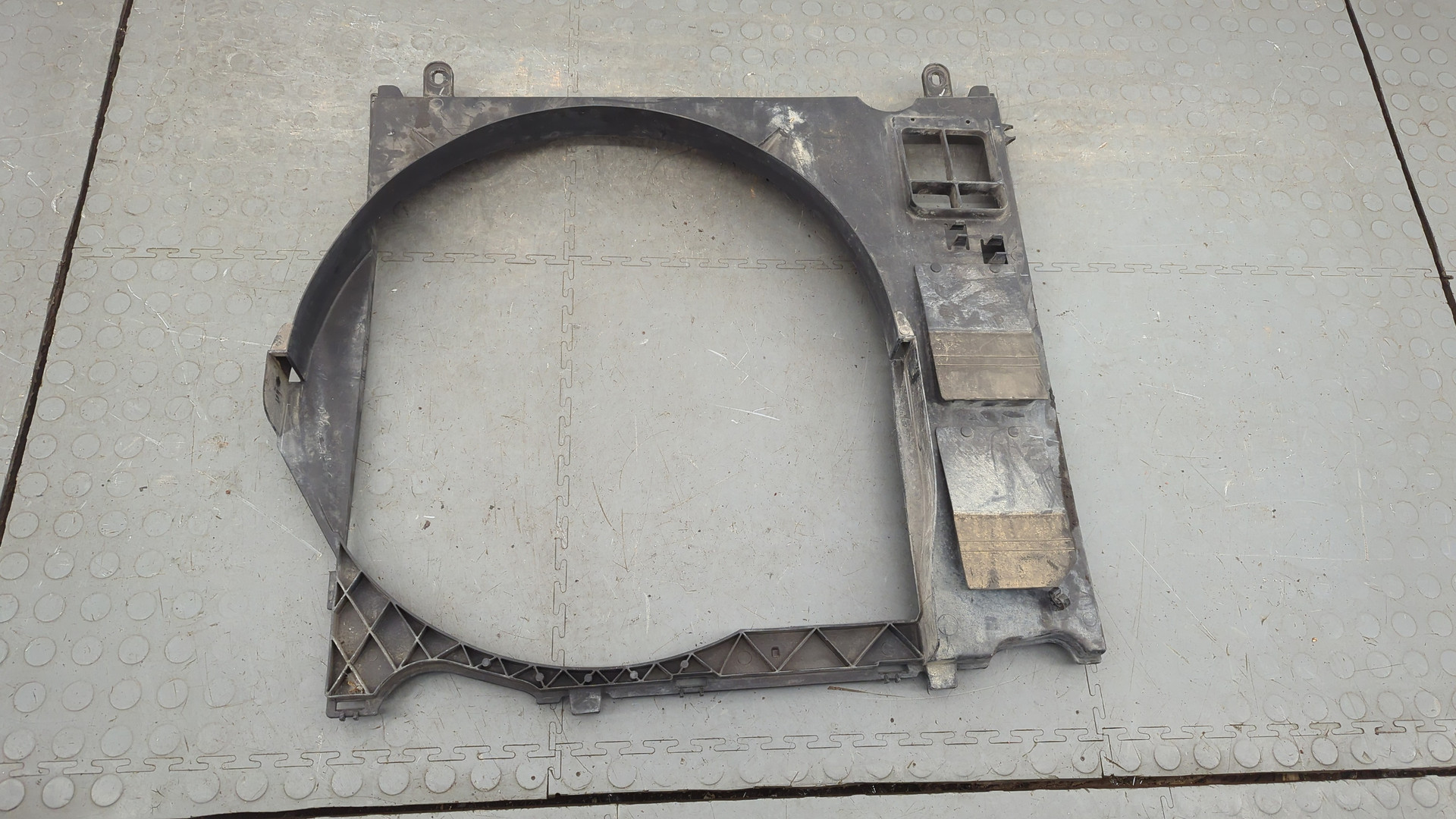 Диффузор вентилятора