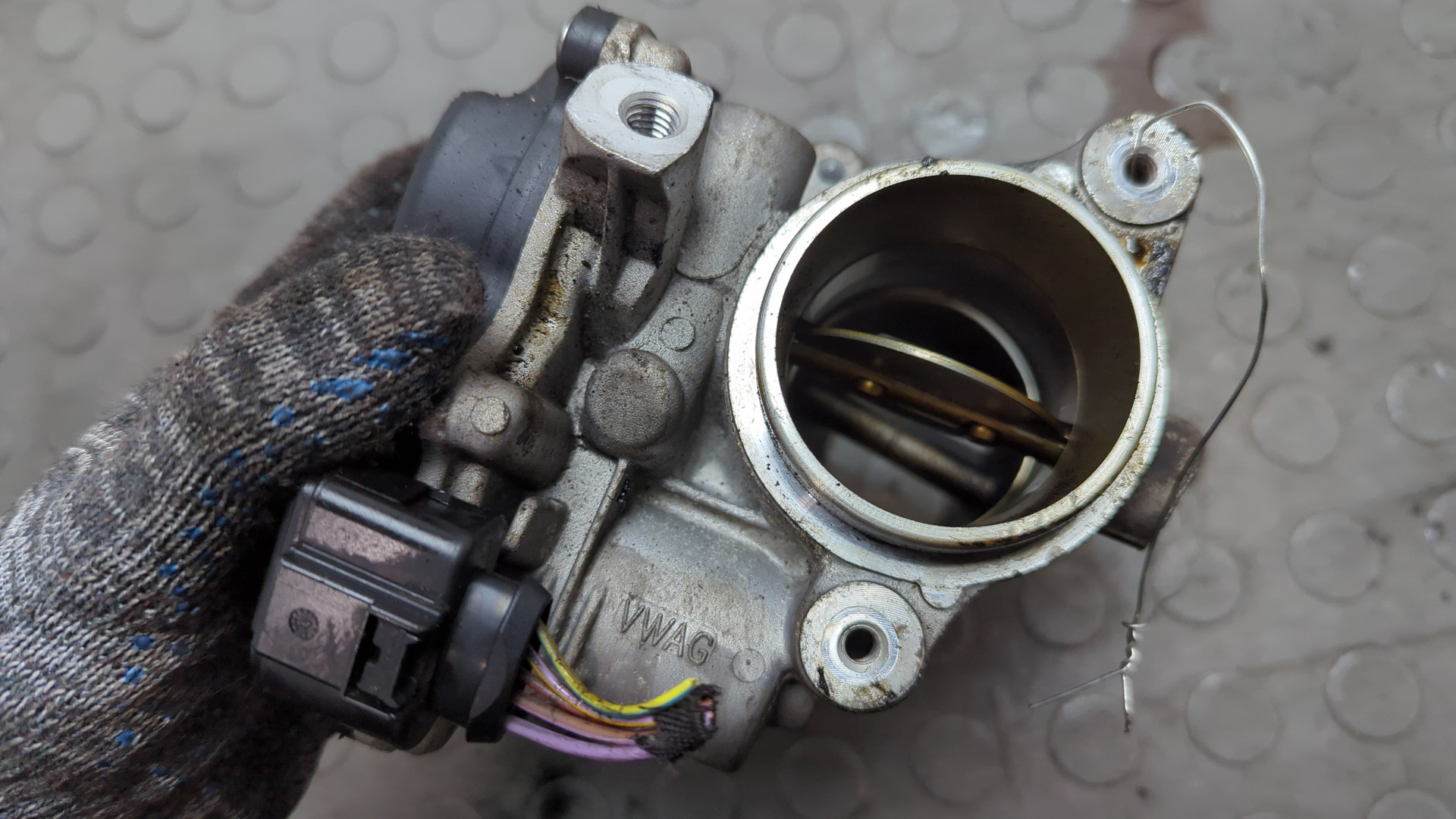 Заслонка дроссельная электрическая