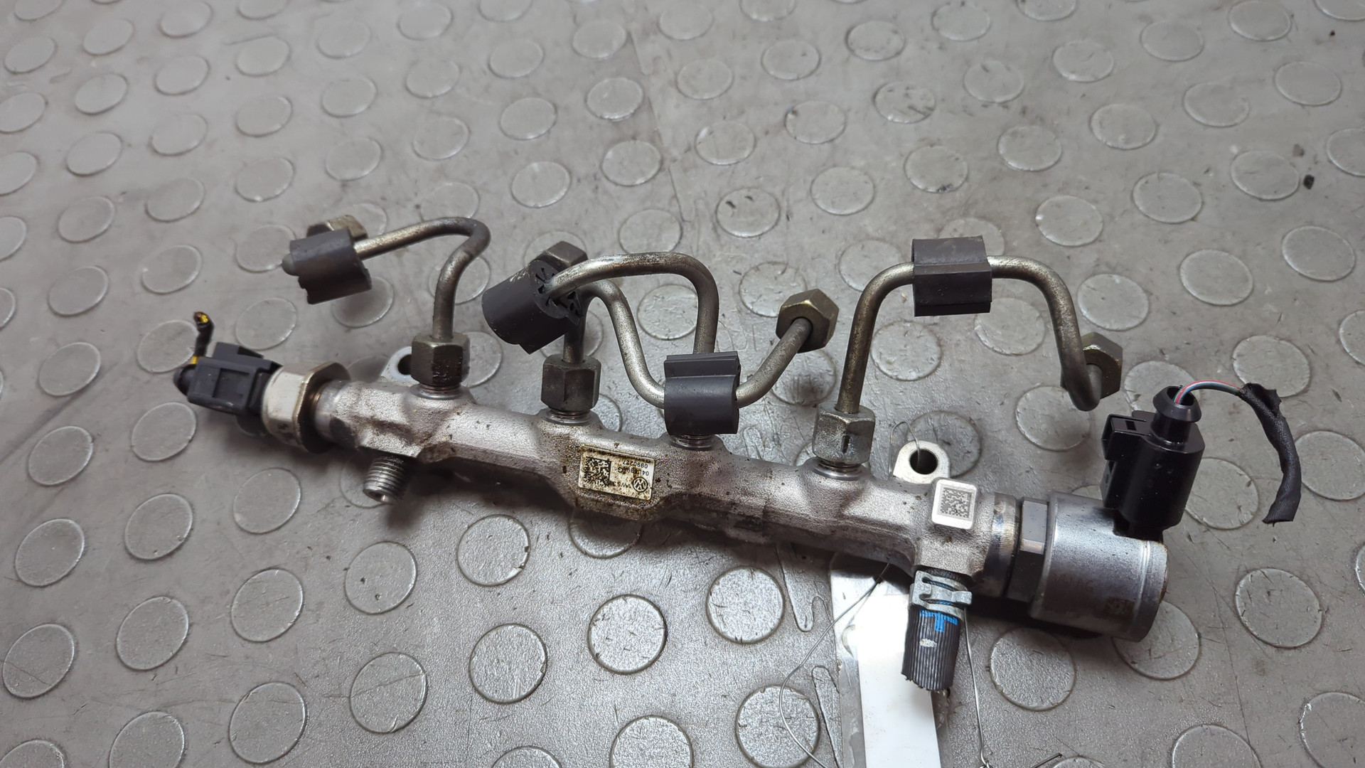 Рейка топливная (рампа)