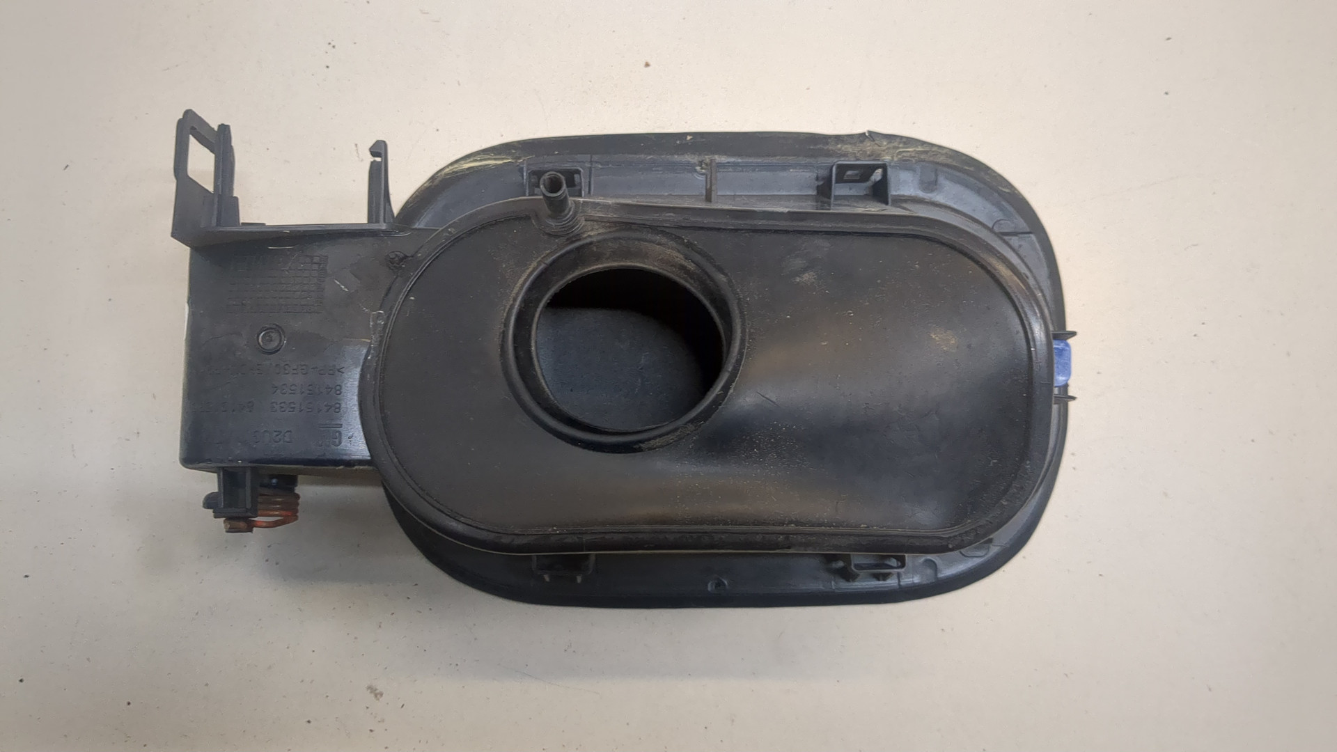 Лючок бензобака