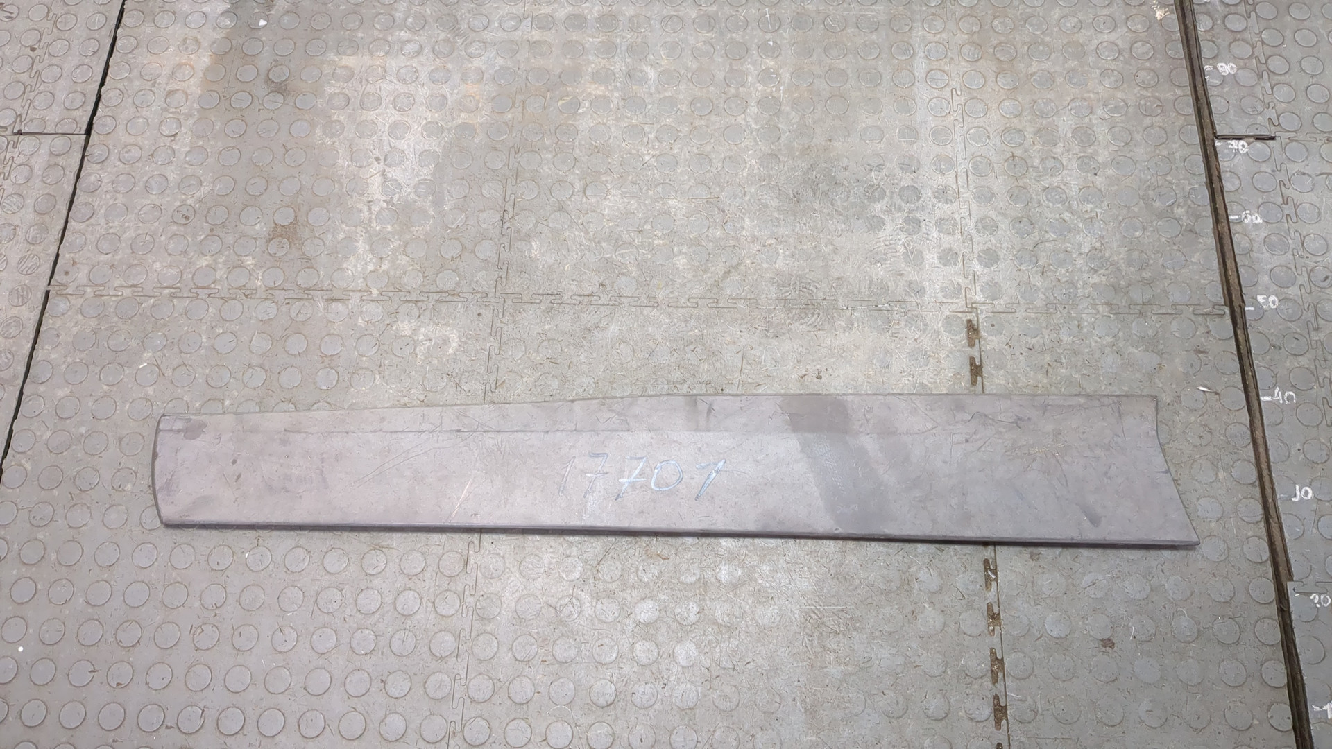 Молдинг двери