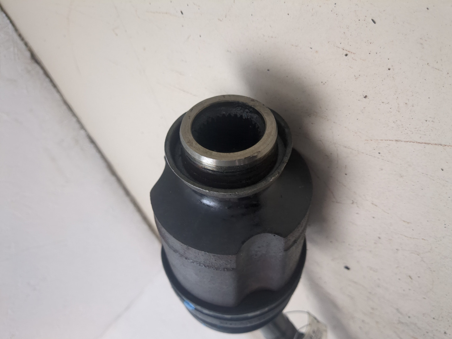 Полуось передняя правая