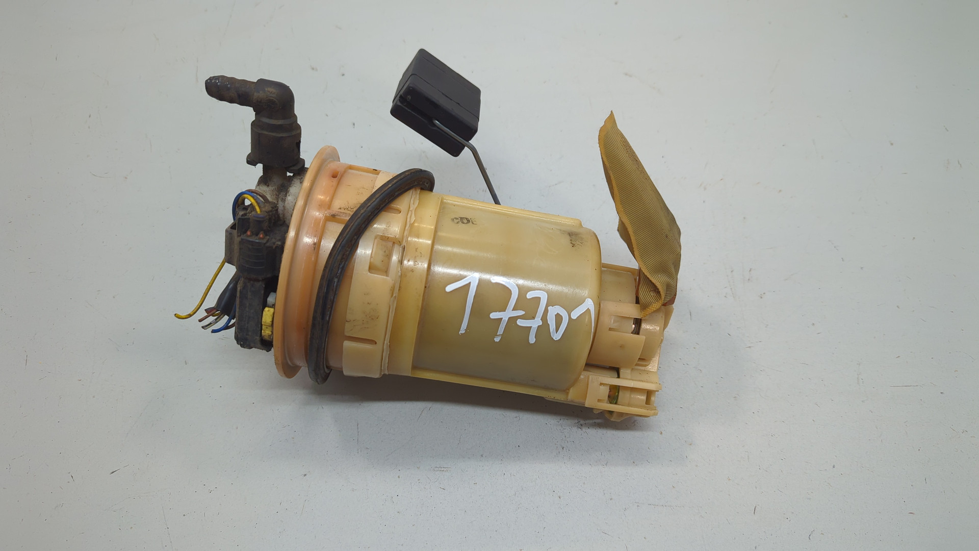 Насос топливный электрический