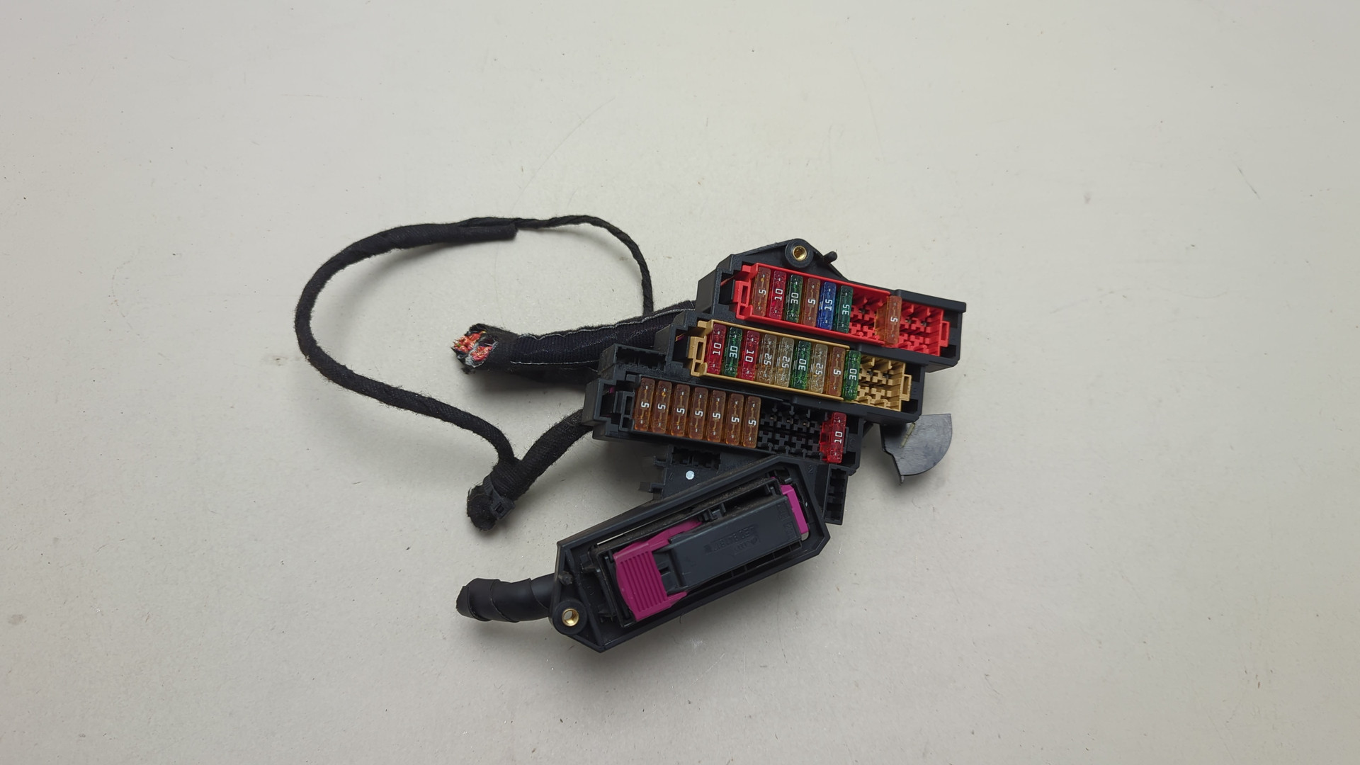 Блок предохранителей