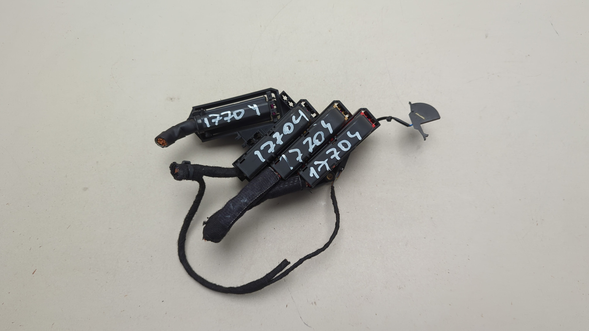 Блок предохранителей