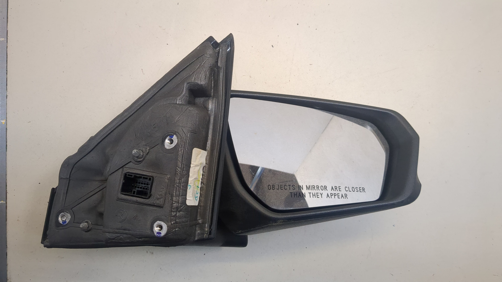 Зеркало правое электрическое