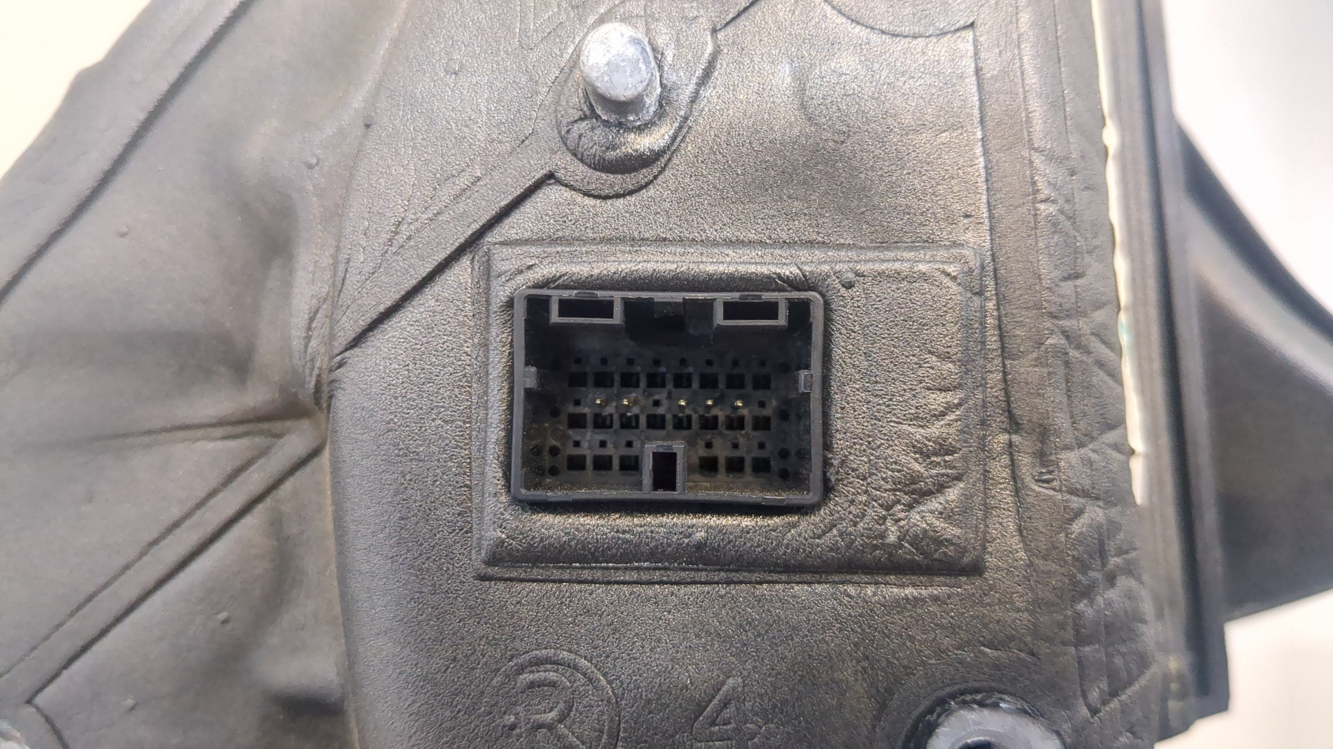 Зеркало правое электрическое