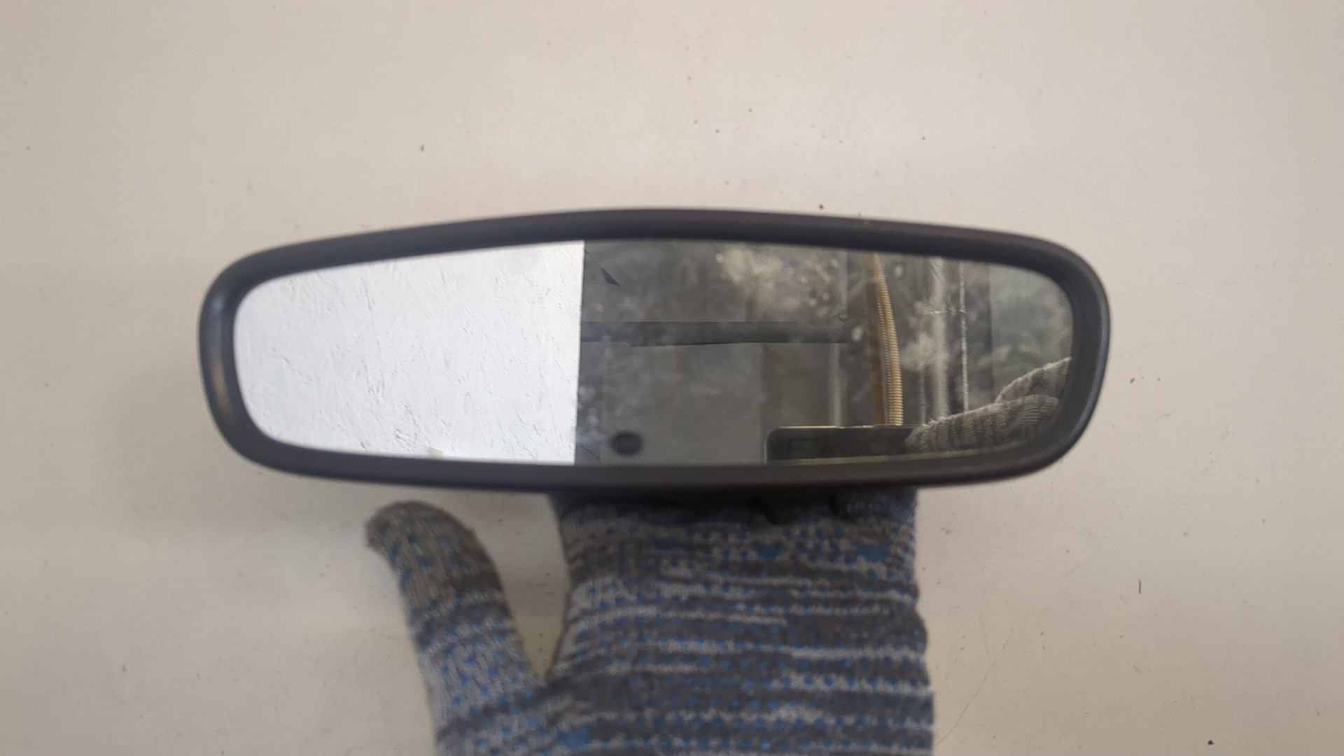 Зеркало заднего вида