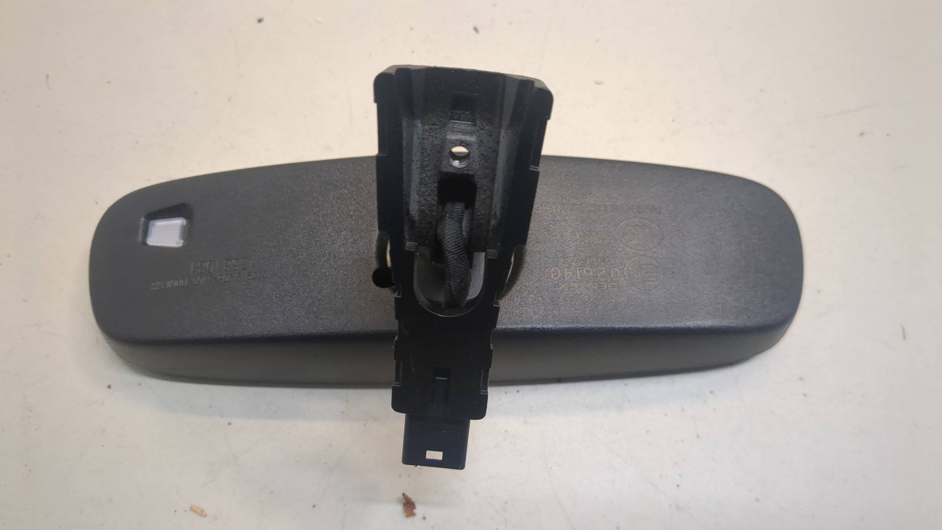 Зеркало заднего вида