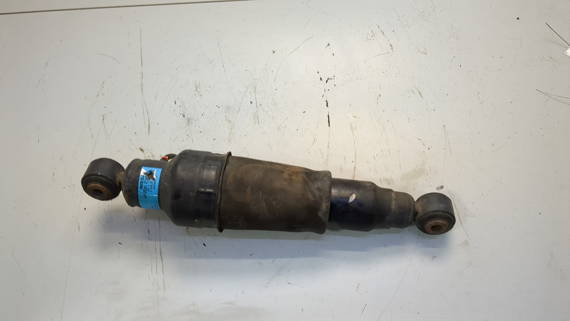 Амортизатор задний (стойка)