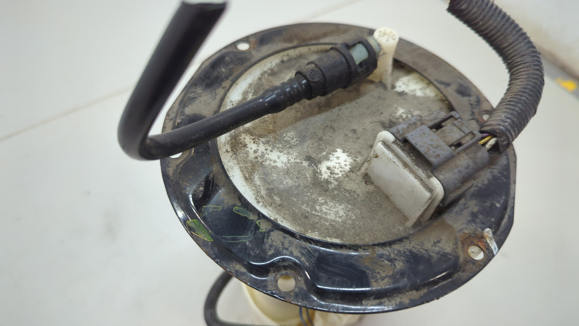 Насос топливный электрический