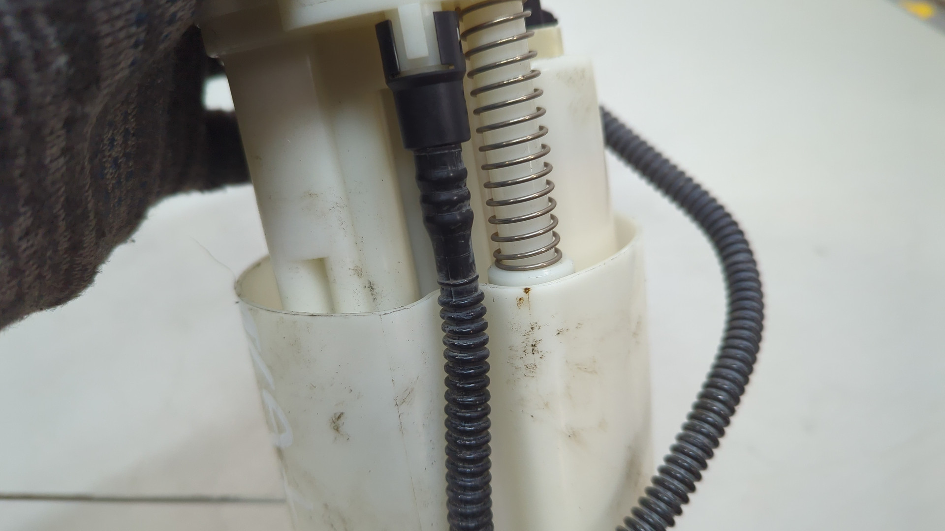 Насос топливный электрический