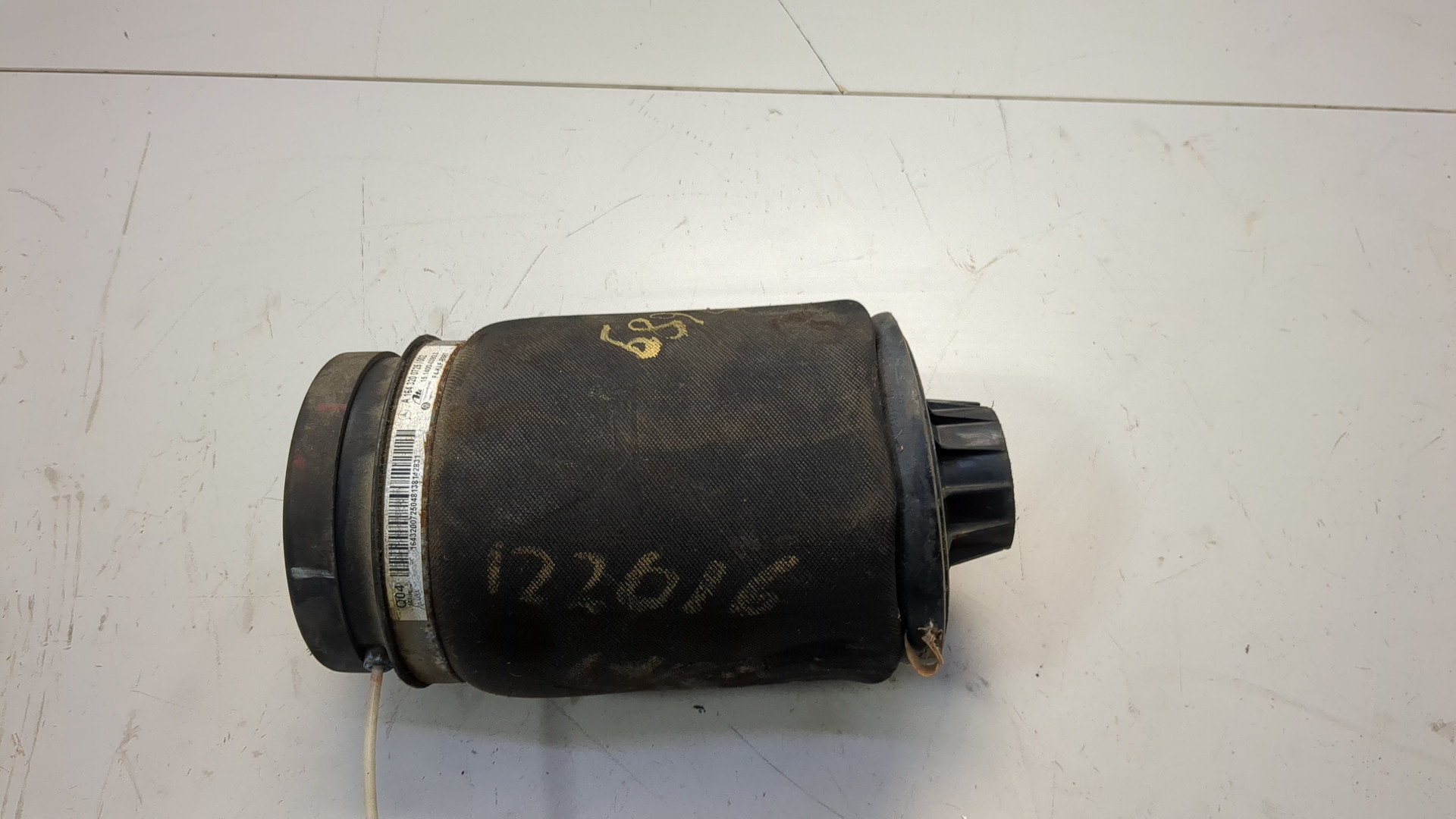 Амортизатор задний (стойка)