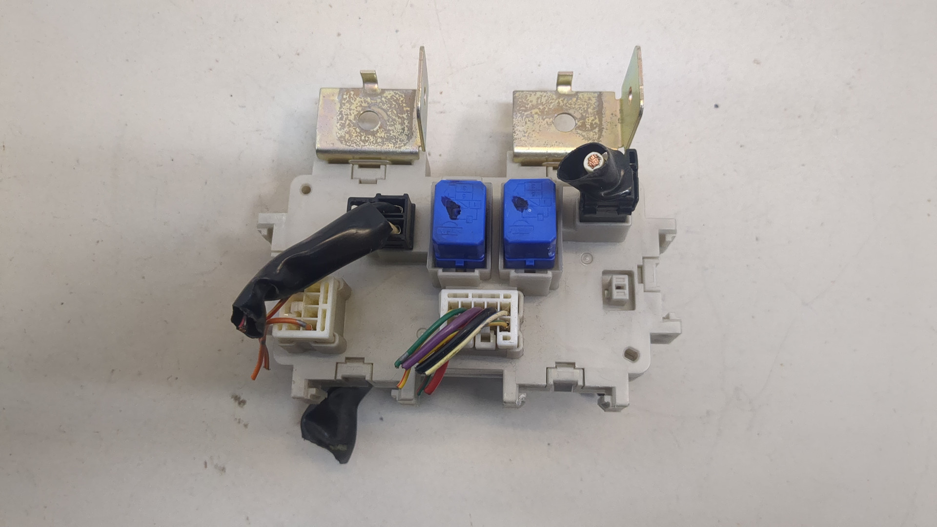 Блок предохранителей