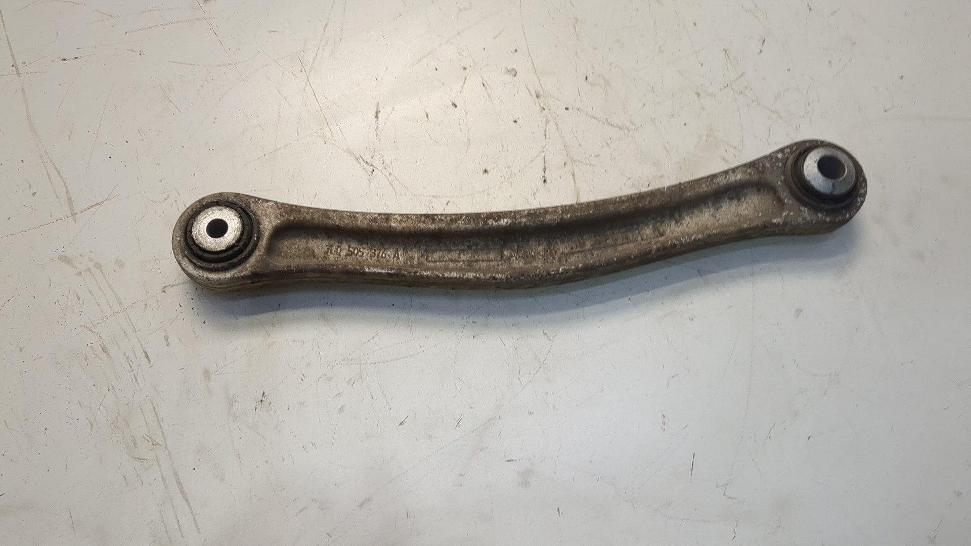 Рычаг задний