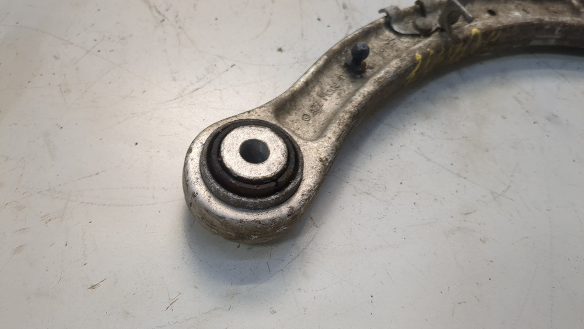 Рычаг задний