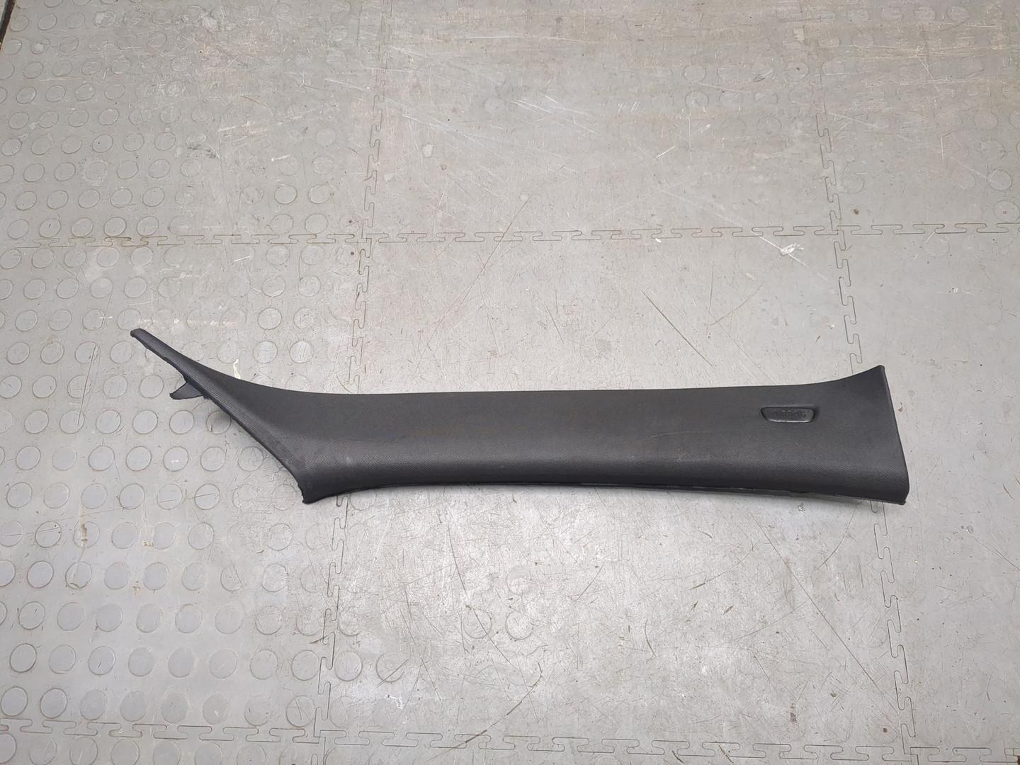 Обшивка стойки