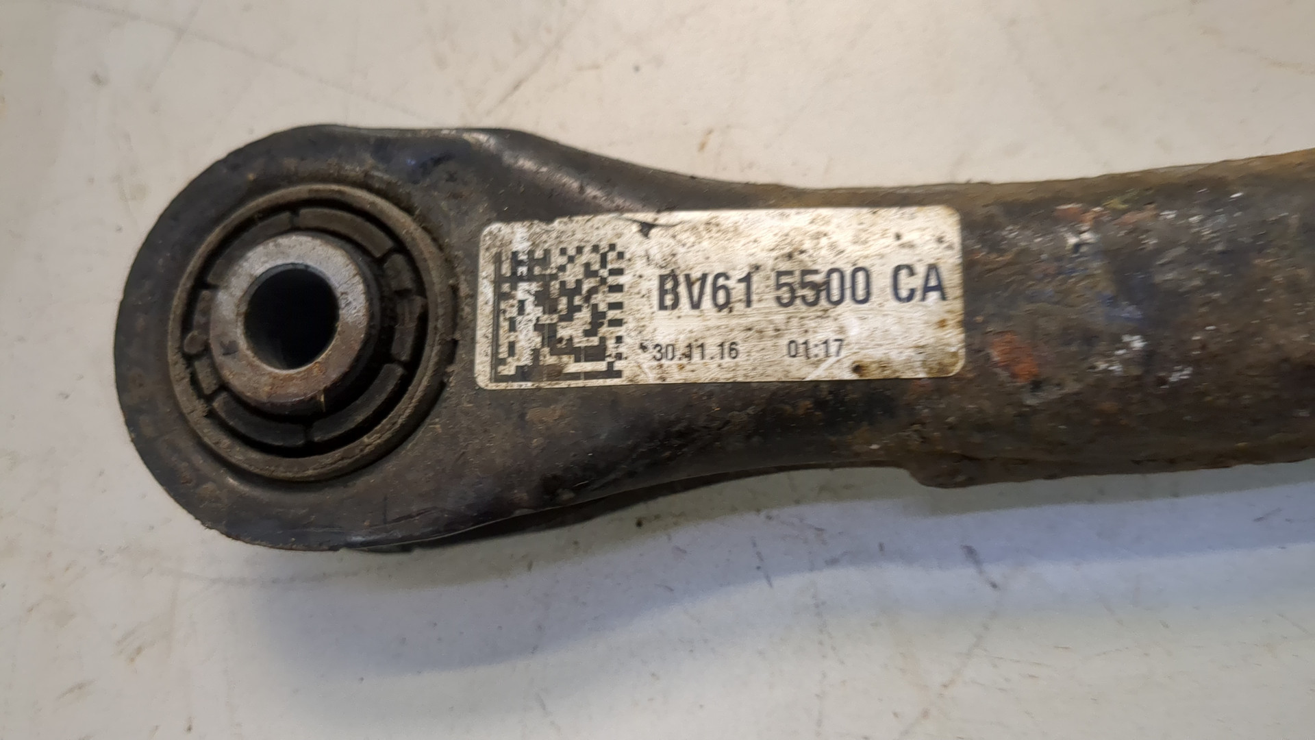 Рычаг задний