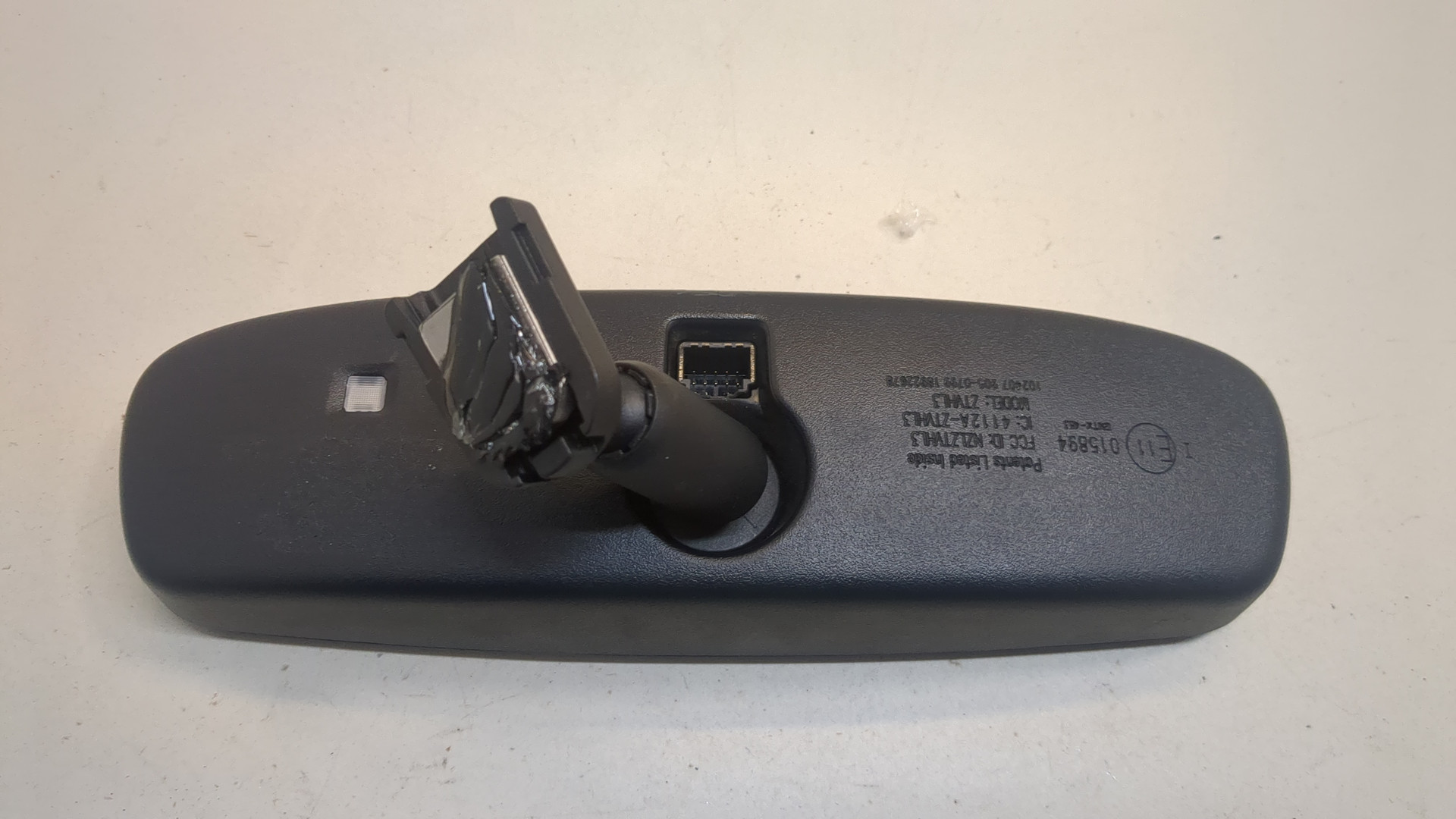 Зеркало заднего вида