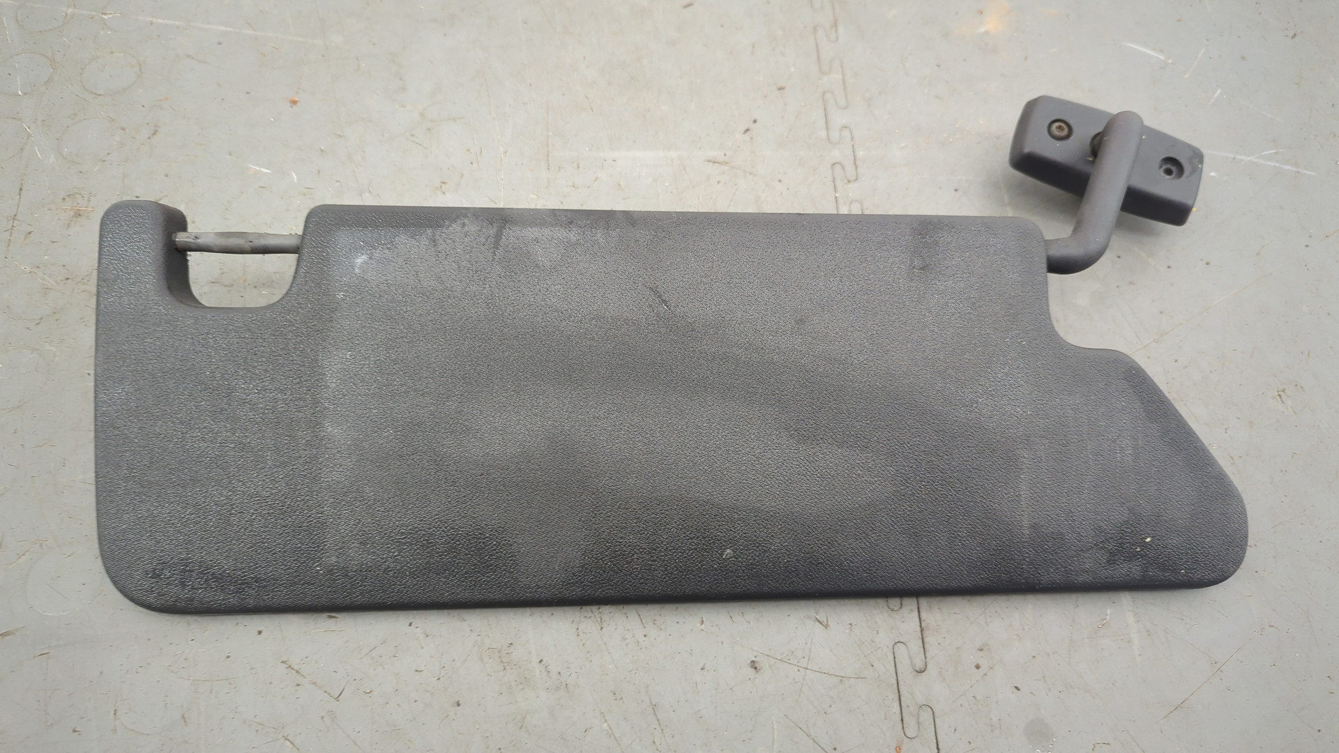 Козырек солнцезащитный