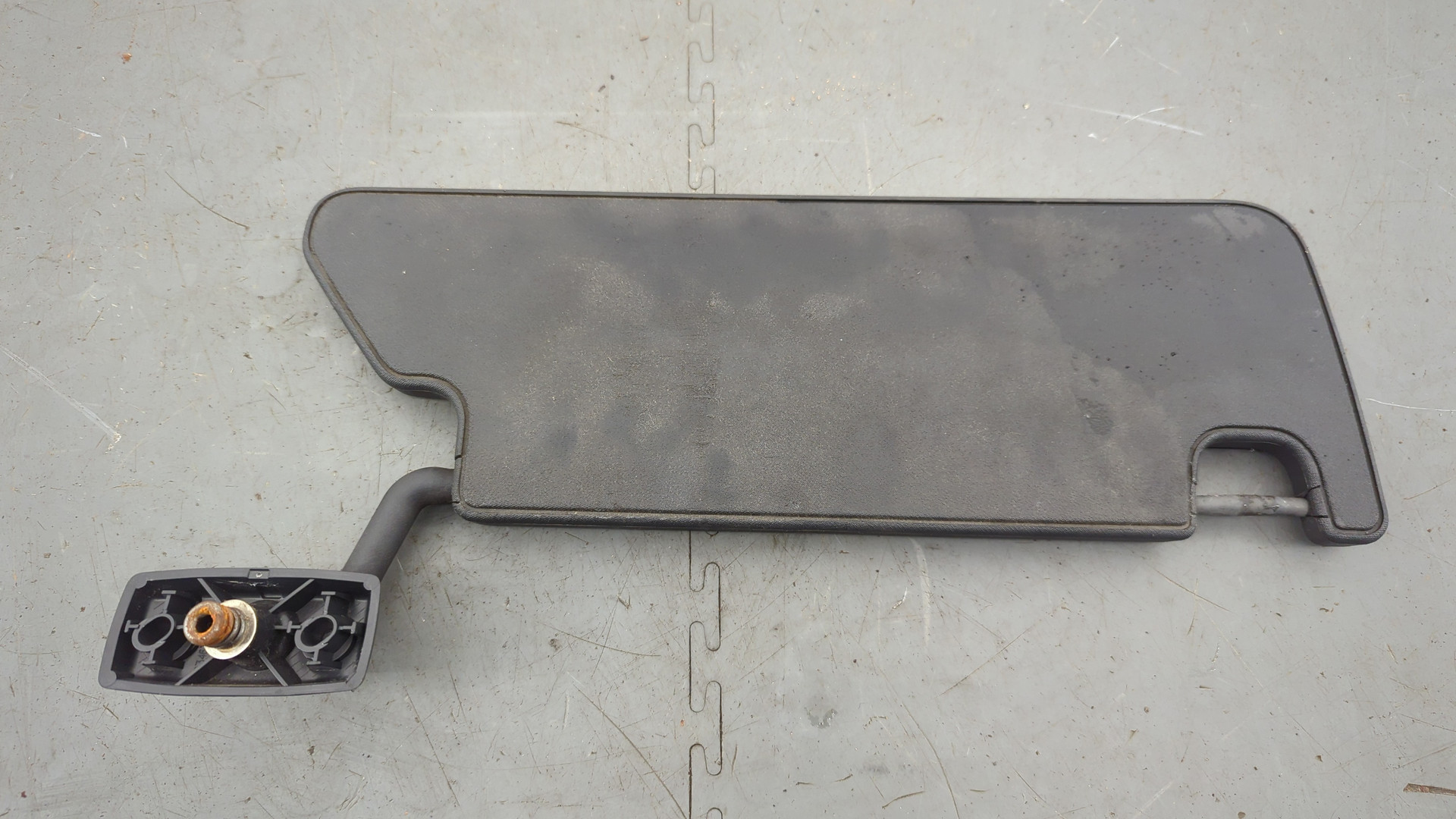 Козырек солнцезащитный