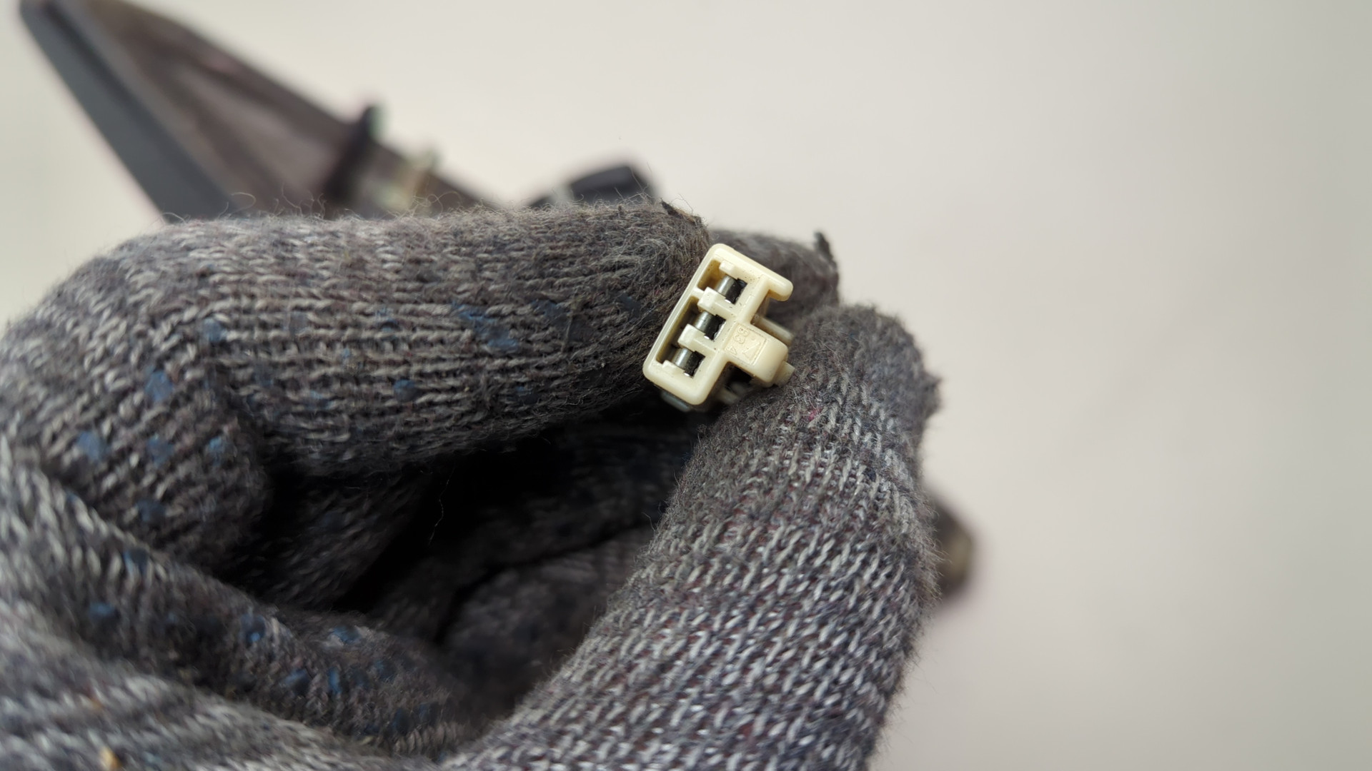 Зеркало левое электрическое