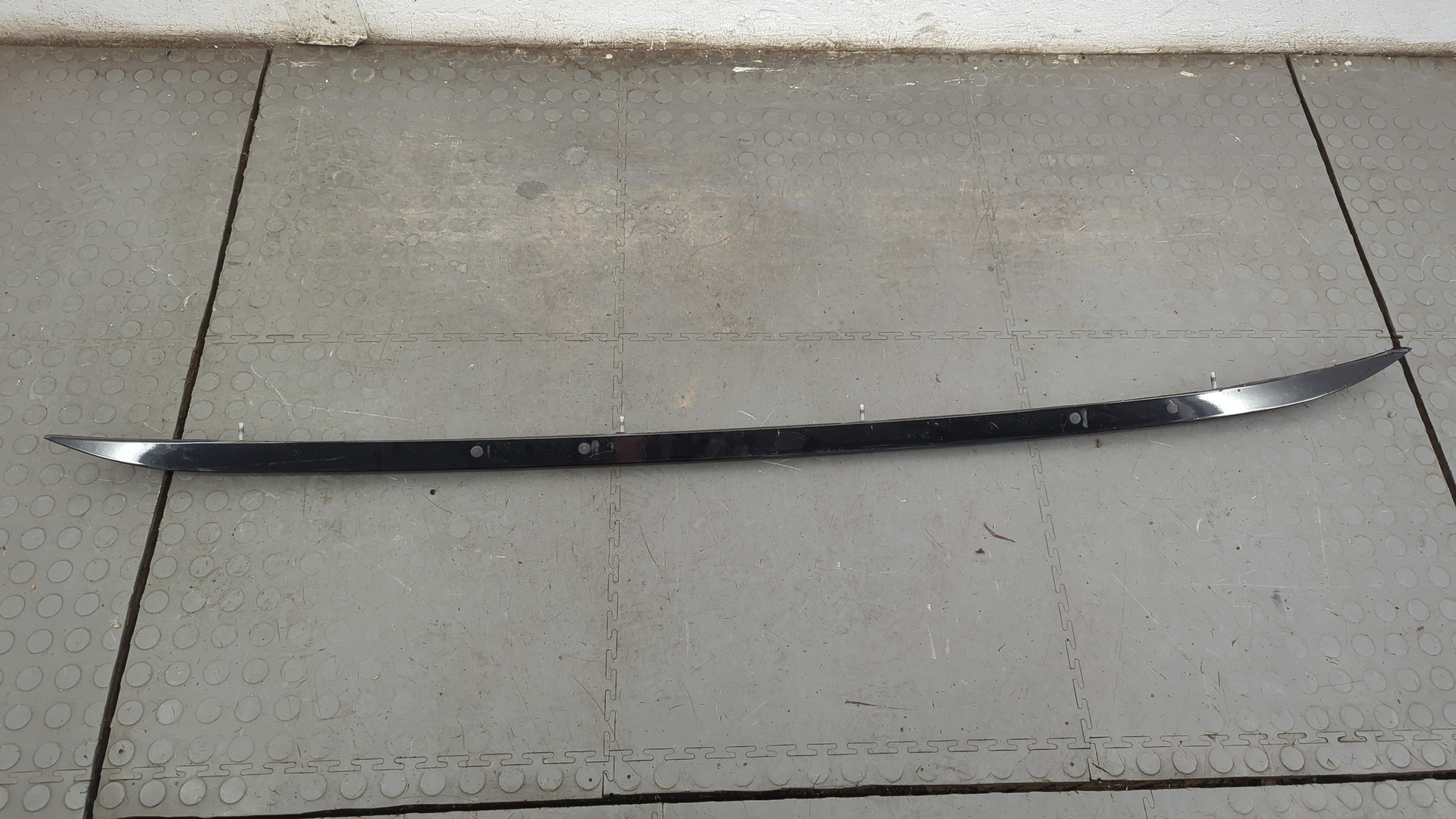 Рейлинг (релинг) правый (планка на крышу)