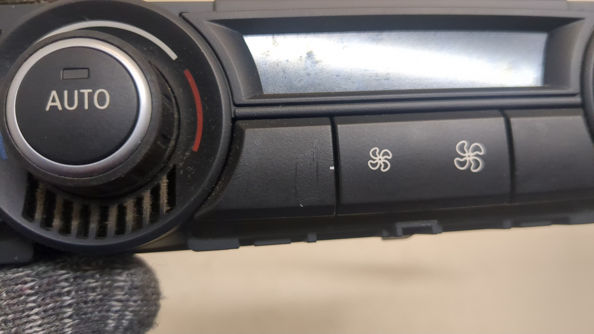 Переключатель отопителя