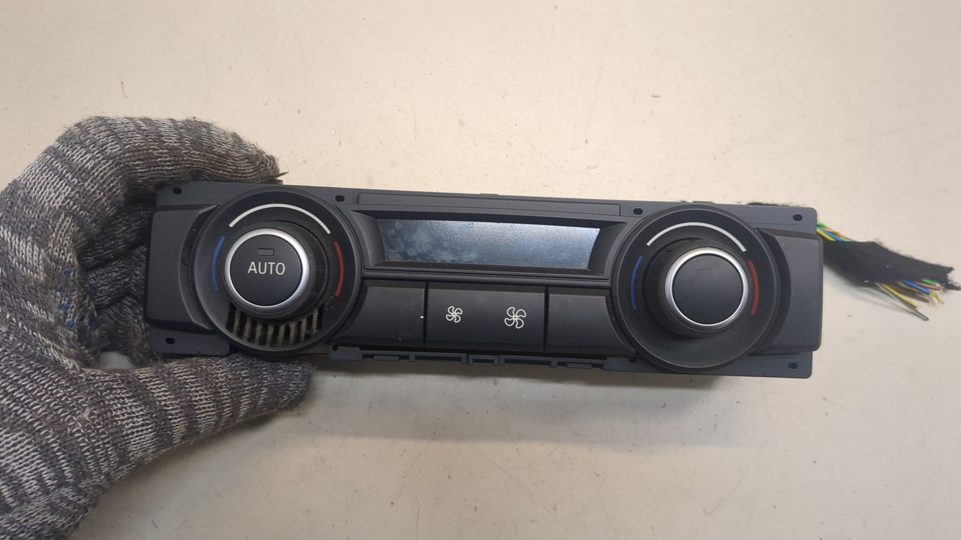 Переключатель отопителя