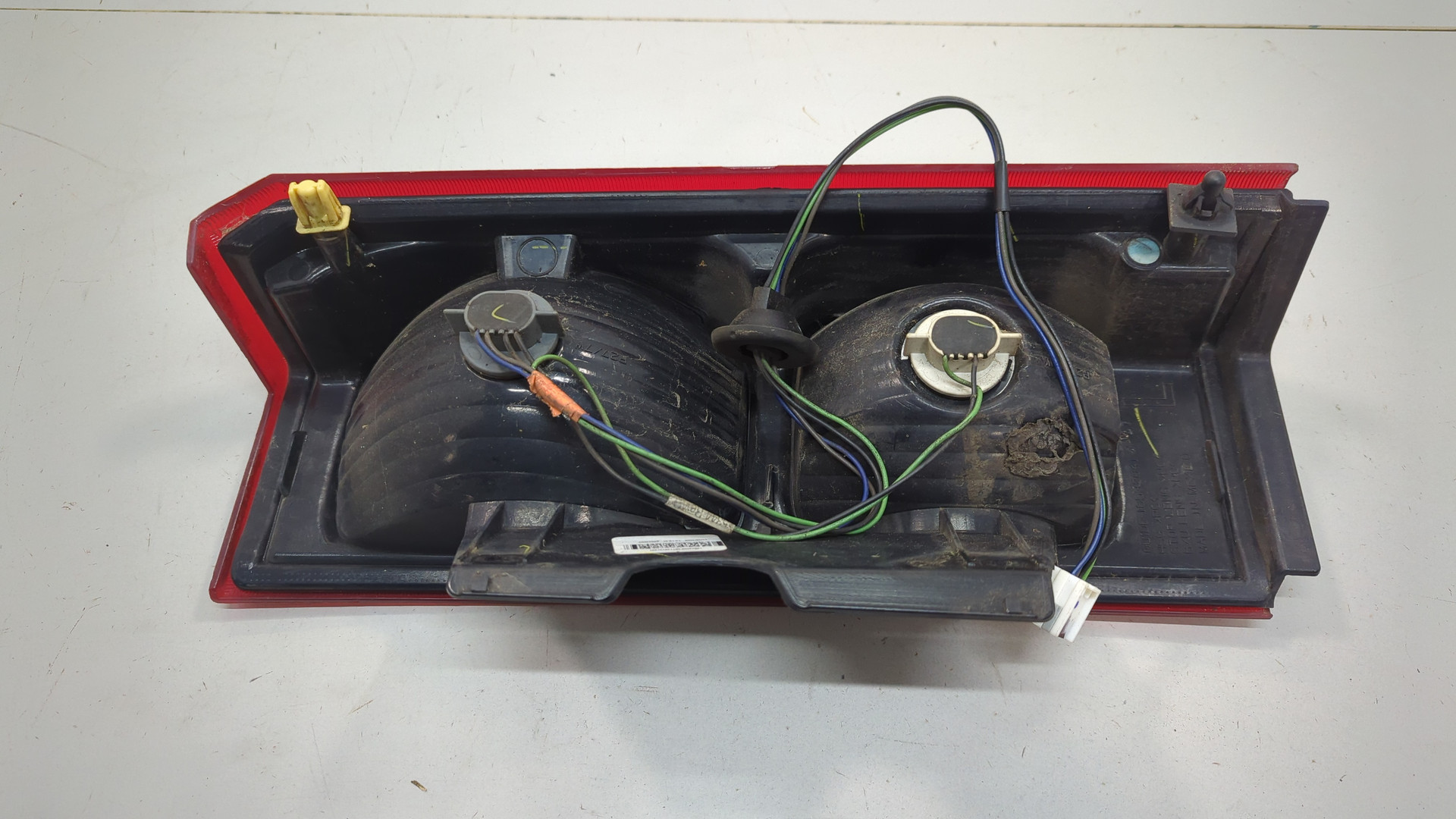 Фонарь задний левый